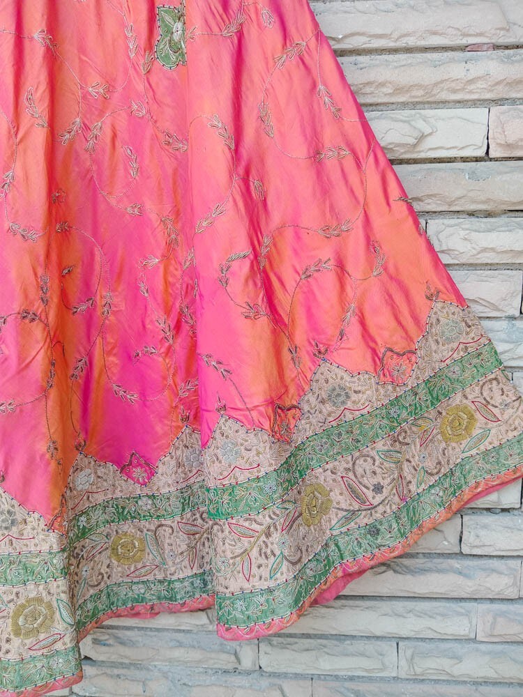 Indian Skirt Lehenga Woman Wedding Dress Vintage Embroidered Skirt VSS1012