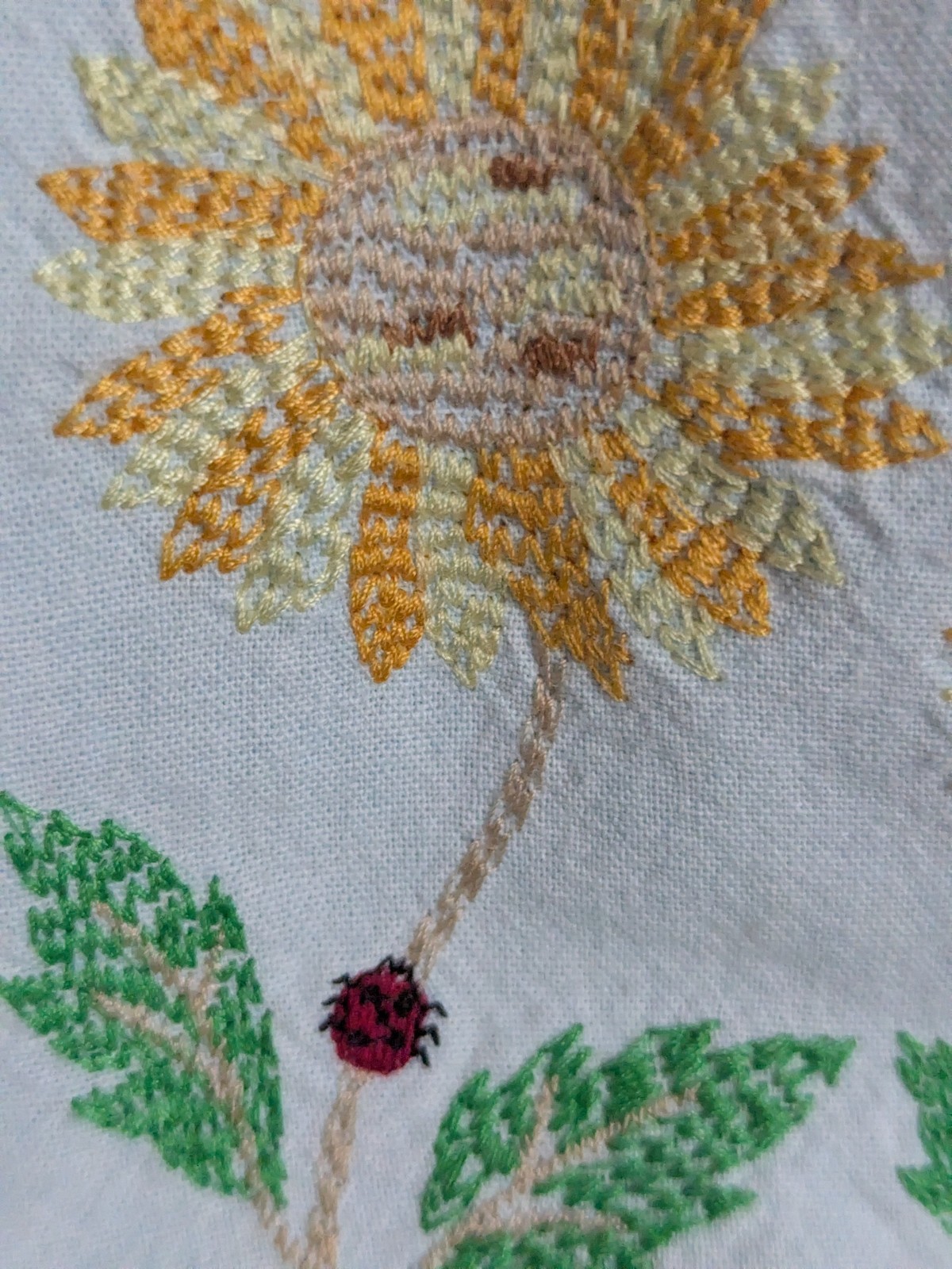 Vintage Talbots PS Sleeveless Cotton Top Vest Honey Bees Embroidered Sunflowers