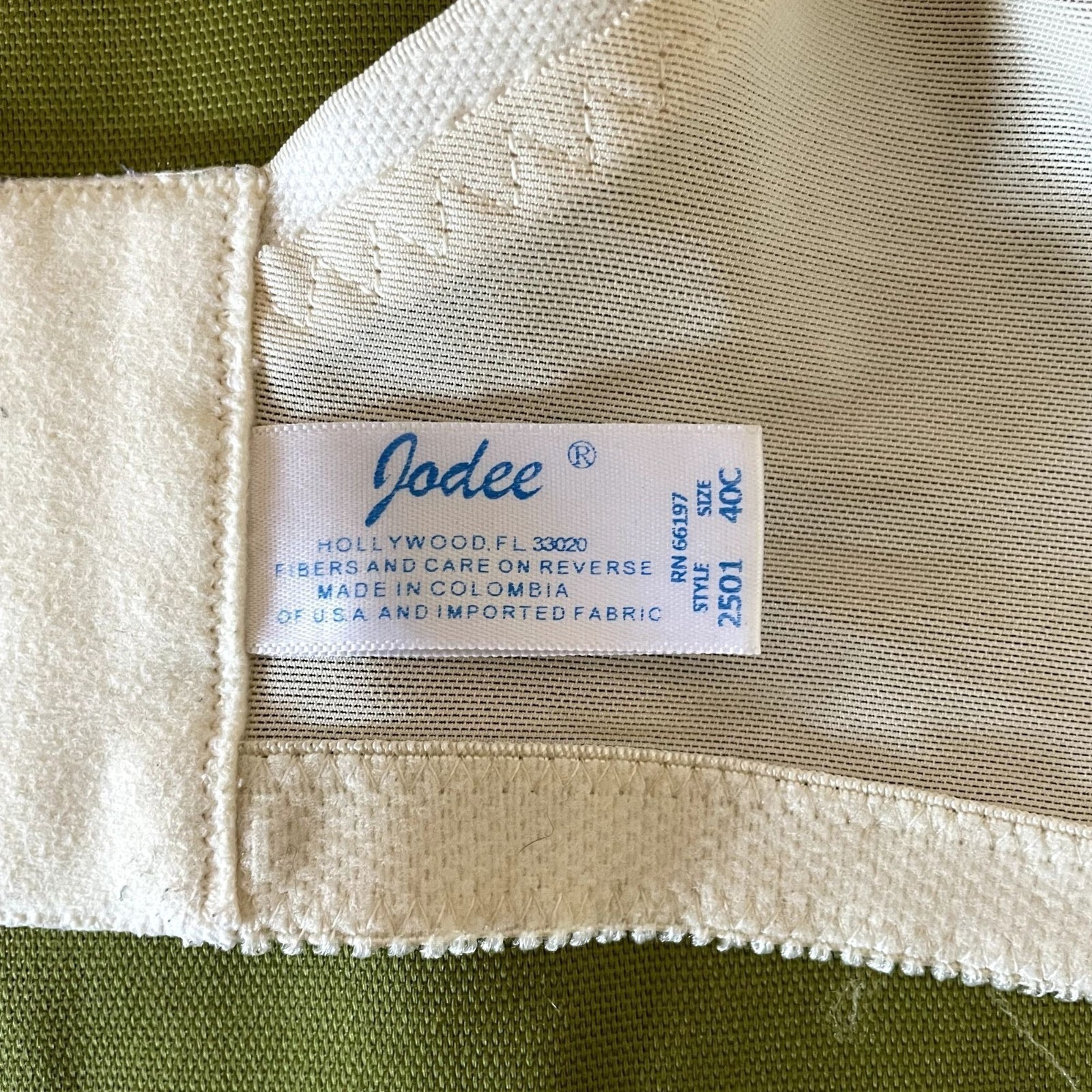 70s Vintage Jodee Beige Wide Band Bra with Lace Modesty Panel Size 40C