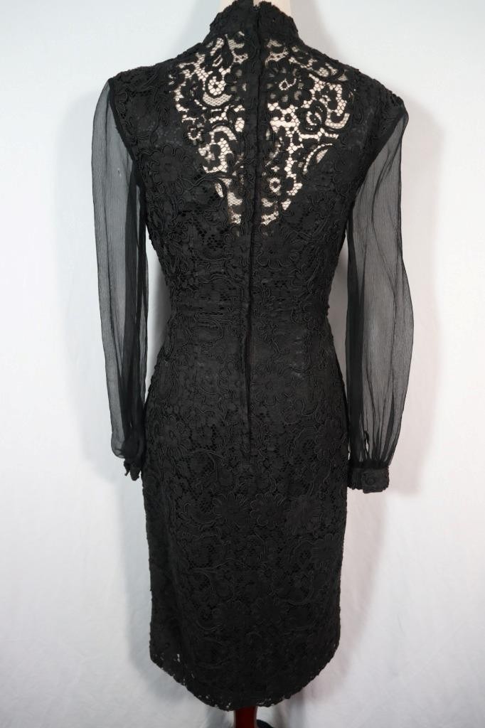 Vintage 1960’s Black Cotton & Silk Lace Cocktail Dress Size 6+