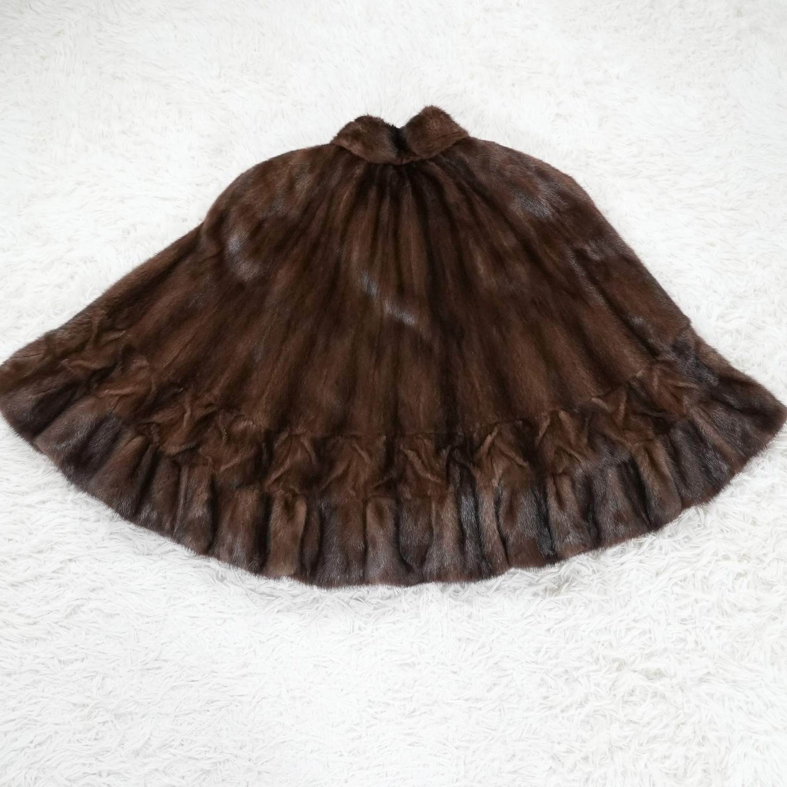 SAGA ROYAL MINK Design Cape – Genuine Vintage Fur From Japan