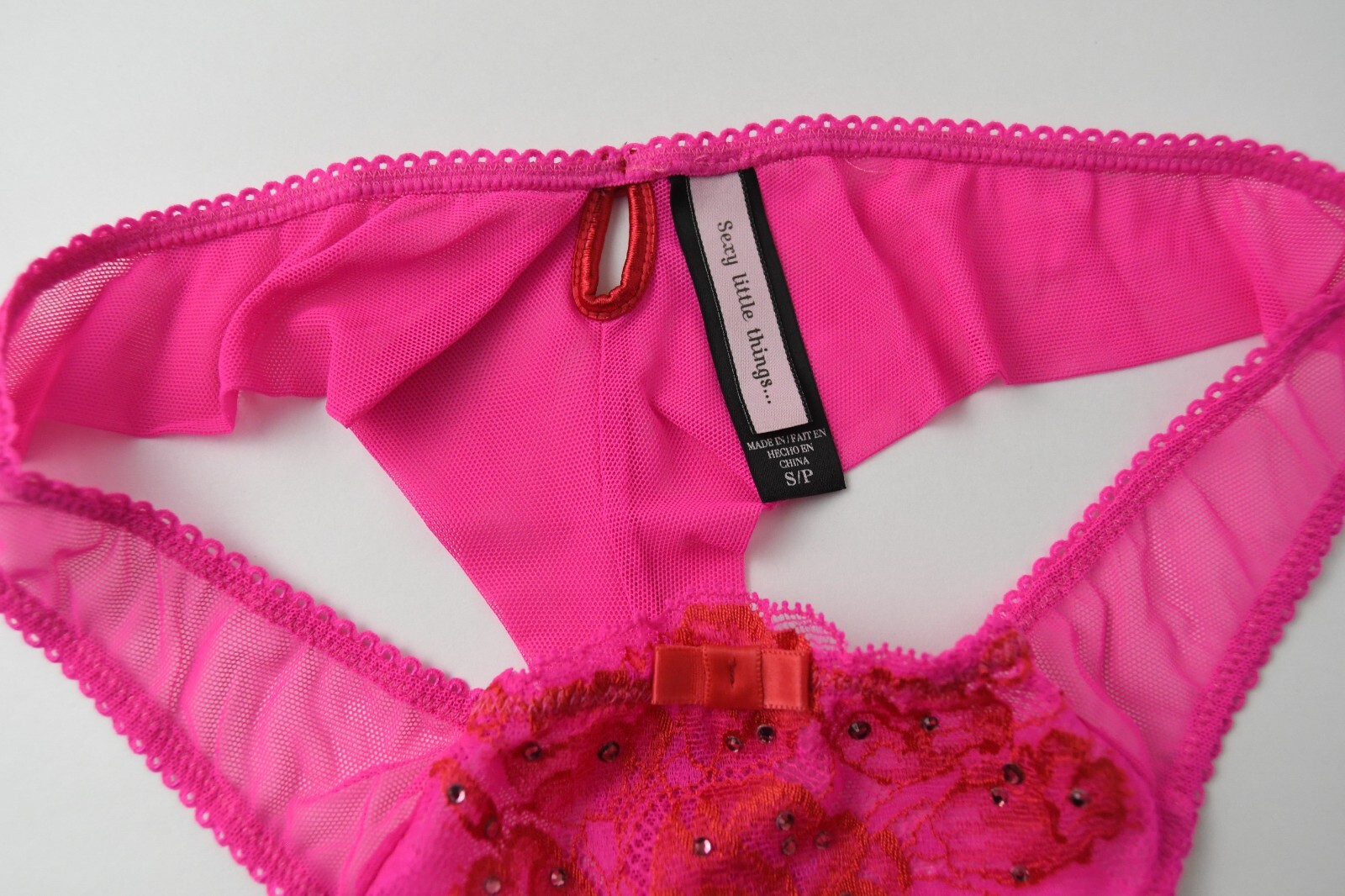 VTG Victoria’s Secret Sexy Little Things Lace Keyhole Thong Panty SMALL