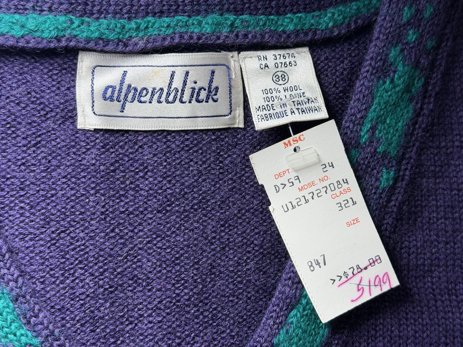 Vintage Alpenblick 100% wool Women’s Sweater Vest Purple NWT Size 38 US 6