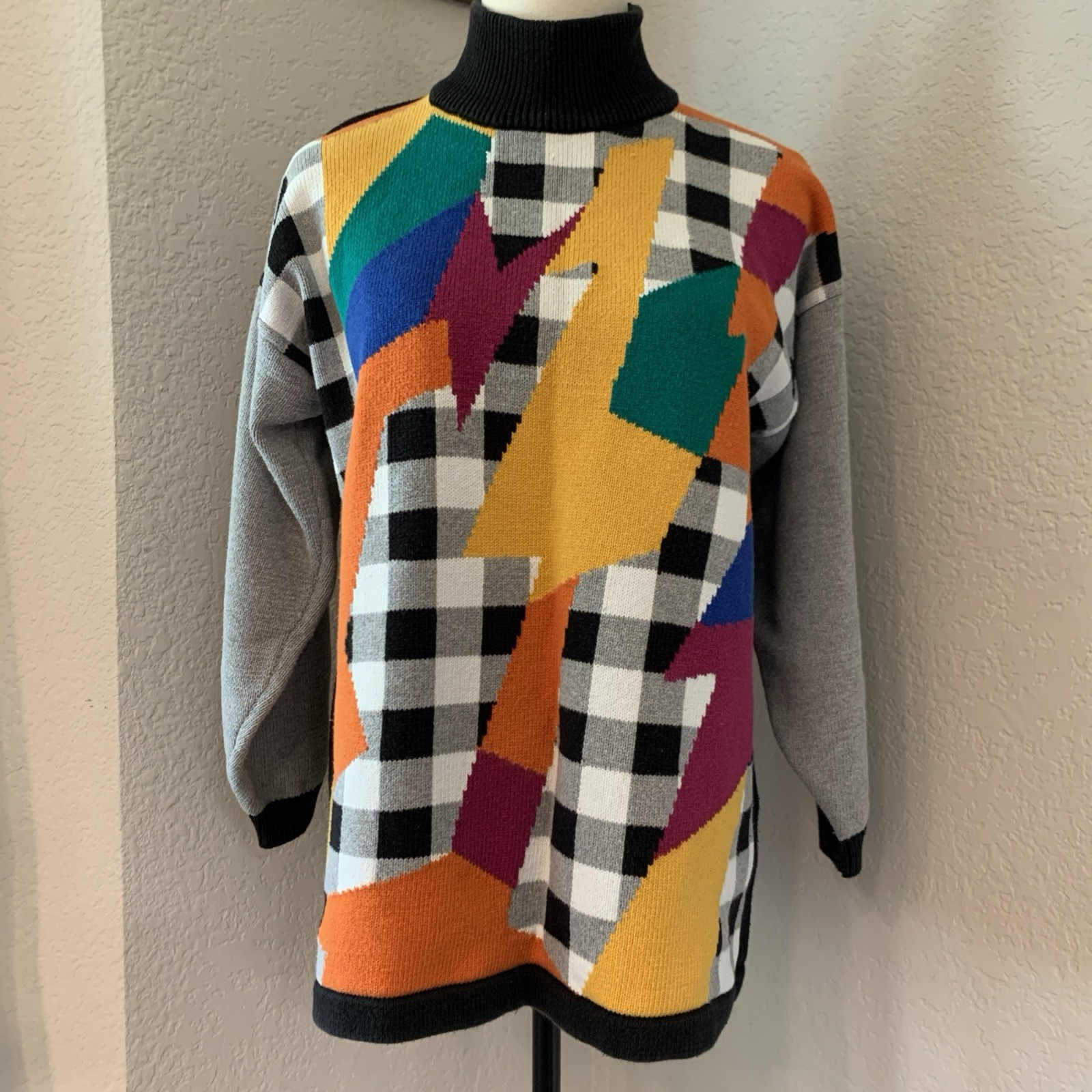 Vintage Women’s Sz S 80s Retro Memphis Colorful Lightning Bolt Cotton Sweater