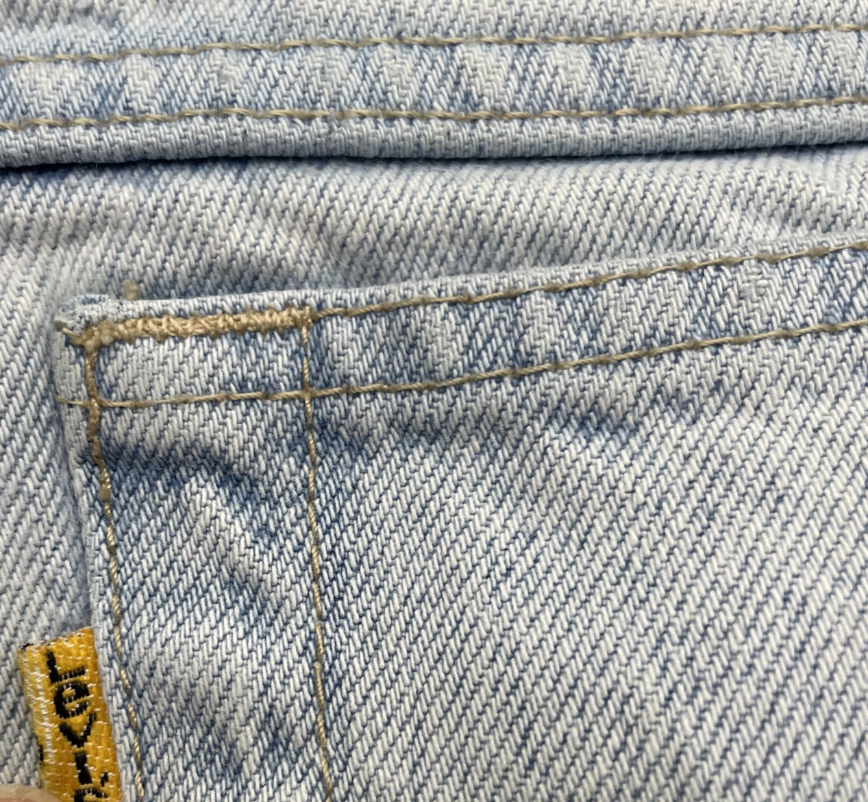 Vtg Levi’s Jean Shorts Juniors Size 7 Orange Tab 90’s Light Wash
