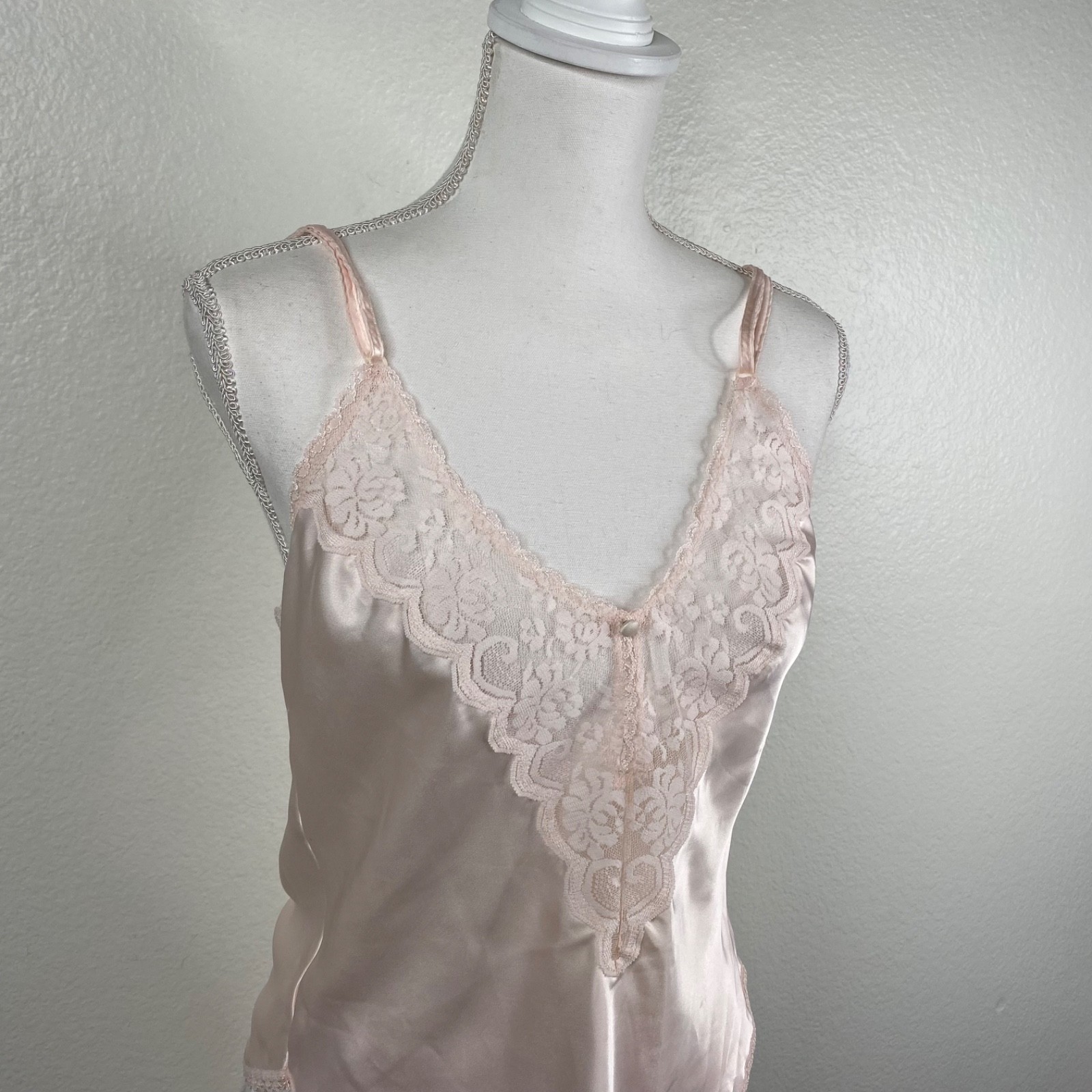 Vintage Maidenform Chantilly Camisole Sz 34 And Slip Sz M Set Pink Lace Dainty