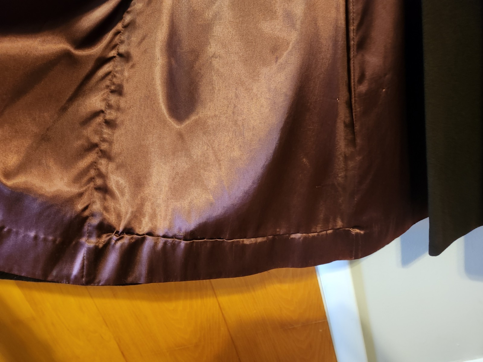 Vintage Brown Wool Coat with Satin Lining and Fur Collar, Workers Union Label