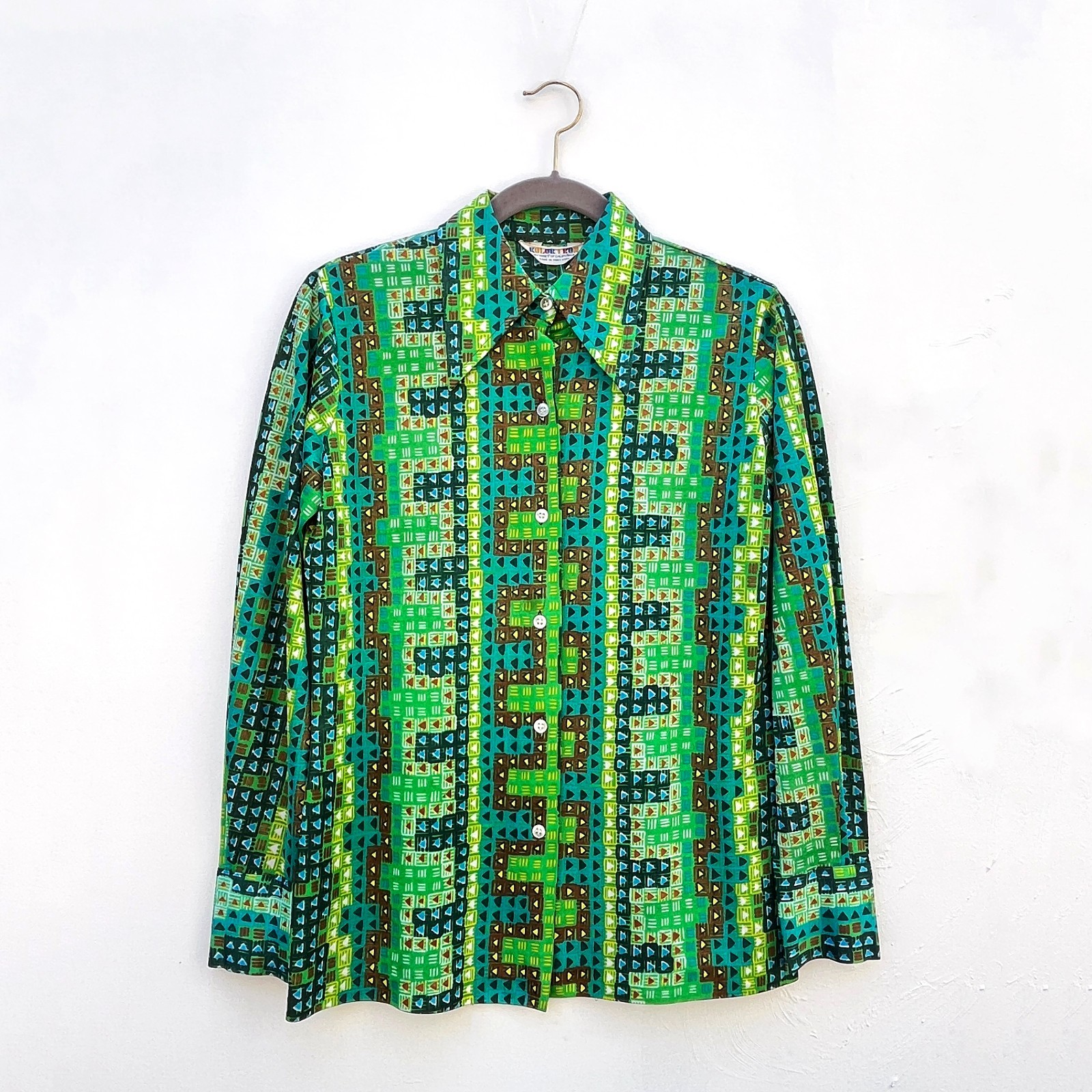 Vintage 60s Women’s Koret Kolortron Green Geometric Dagger Collar Shirt Blouse