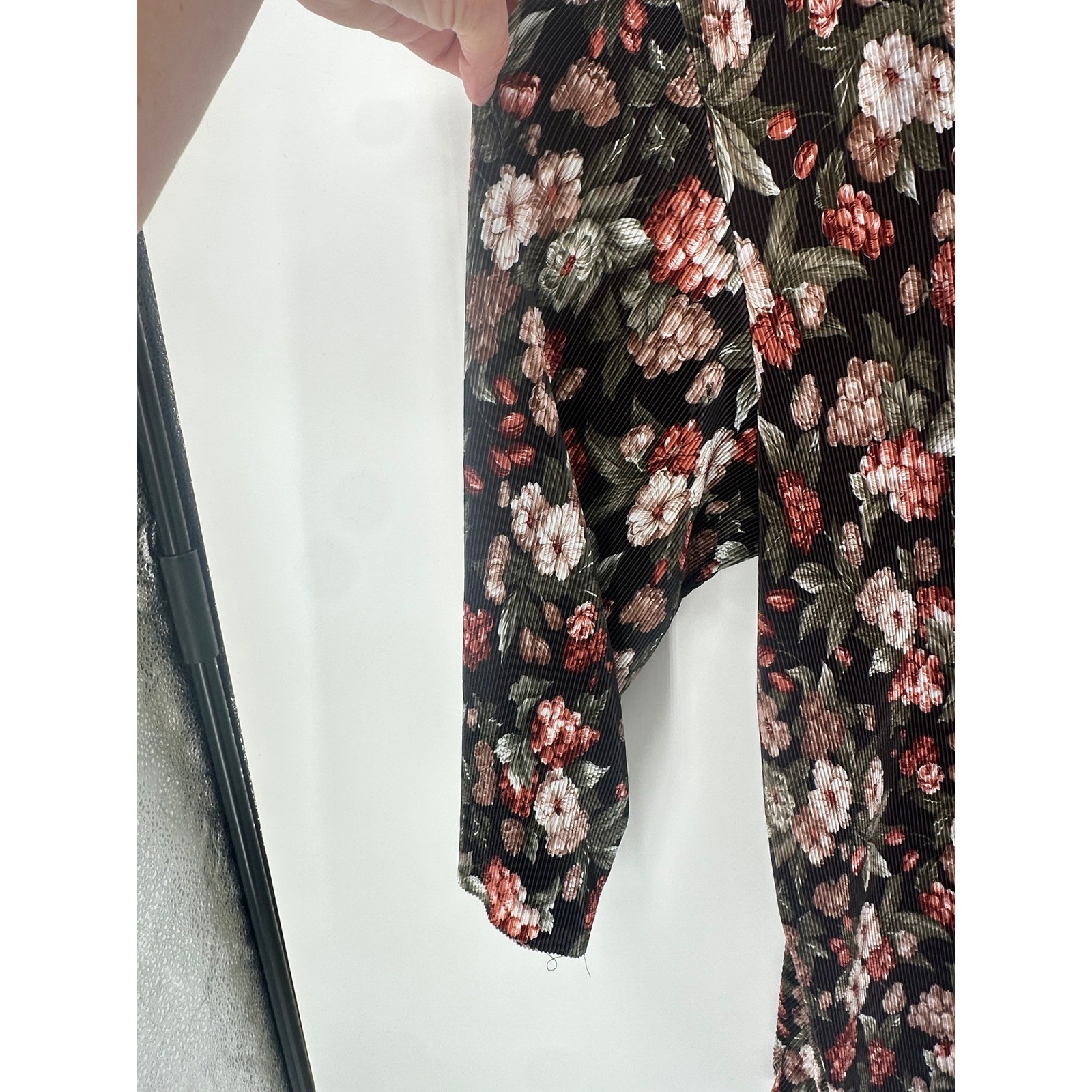 Vintage Diana Marco Floral Pleated Long Sleeve Blouse Size 18/20 USA Feminine