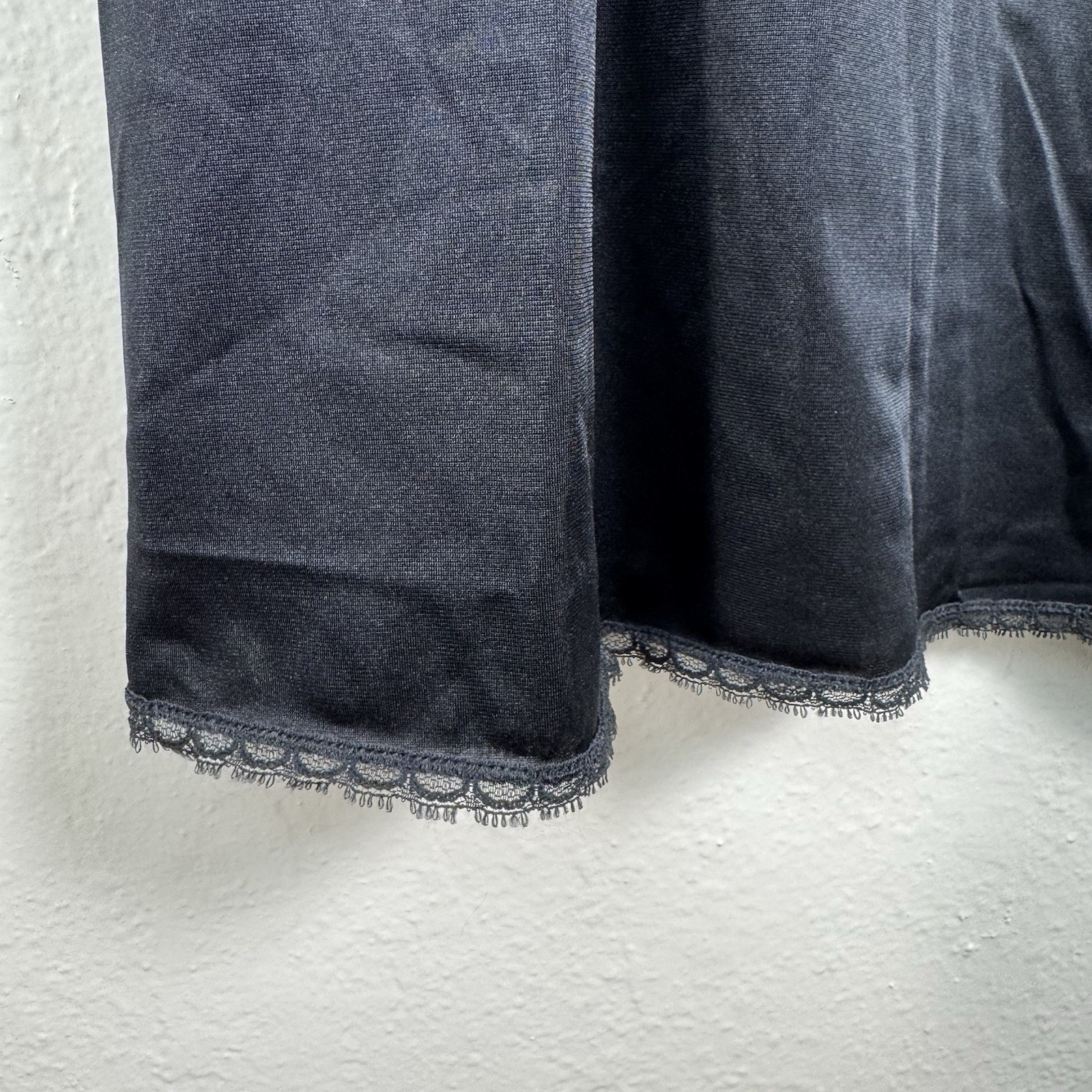 Vintage Vanity Fair Womens Black Maxi Skirt Slip Tricot Nylon Size M Lace Hem