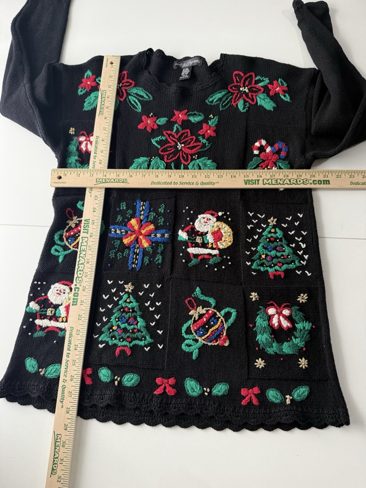 Work in Progress Gladys Bagley black Scalloped Holiday embroidery sweater M Flaw