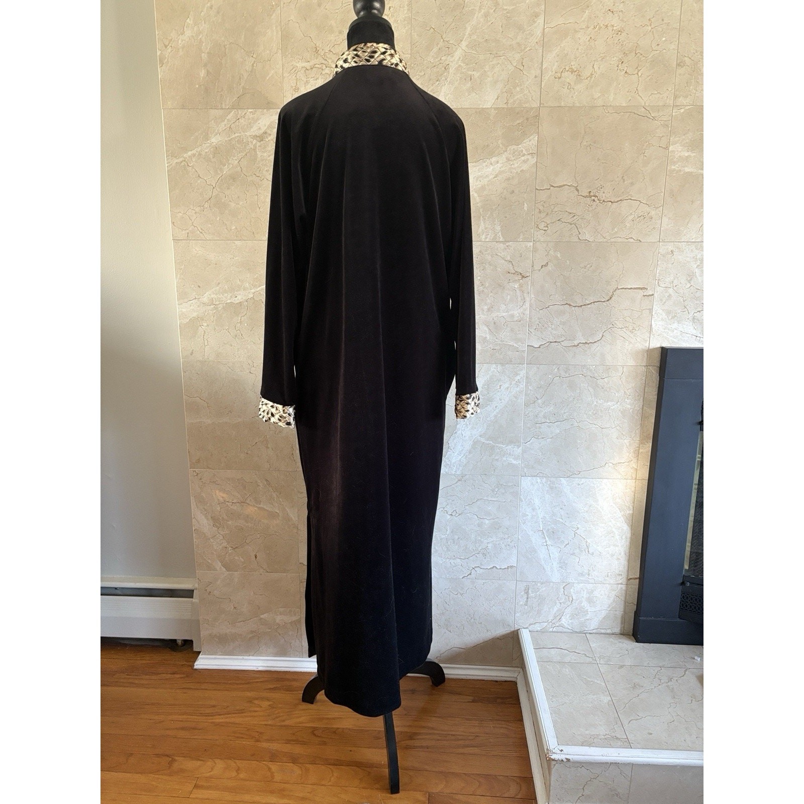 90s VTG Leopard Trim Velvet Nightgown – Medium Glam Matriarch Energy