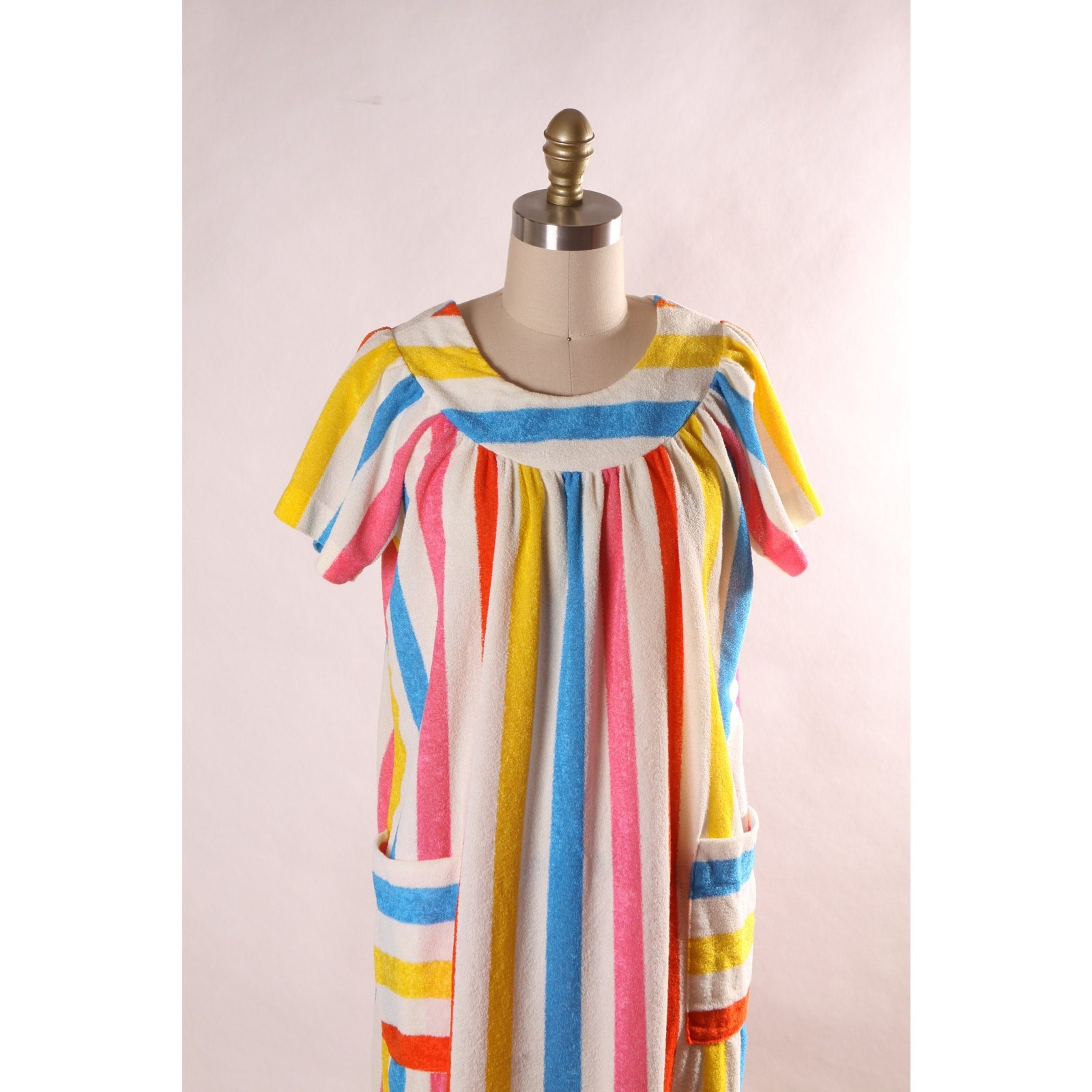 1970s White and Rainbow Striped Short Sleeve Pocketed Ankle Length Dress-S