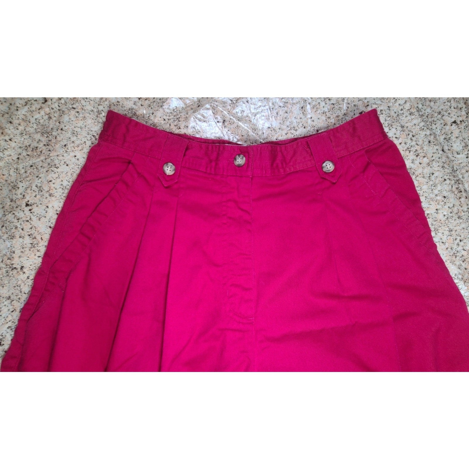 Vintage 90s Women’s 12 Fuscia Pleated Pockets Mom High Rise Shorts Belt Loops