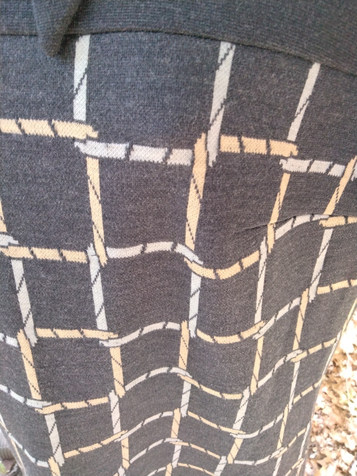 Vintage 1960s Leslie Fay Knit Dress Large Xl dark gray black ? abstract