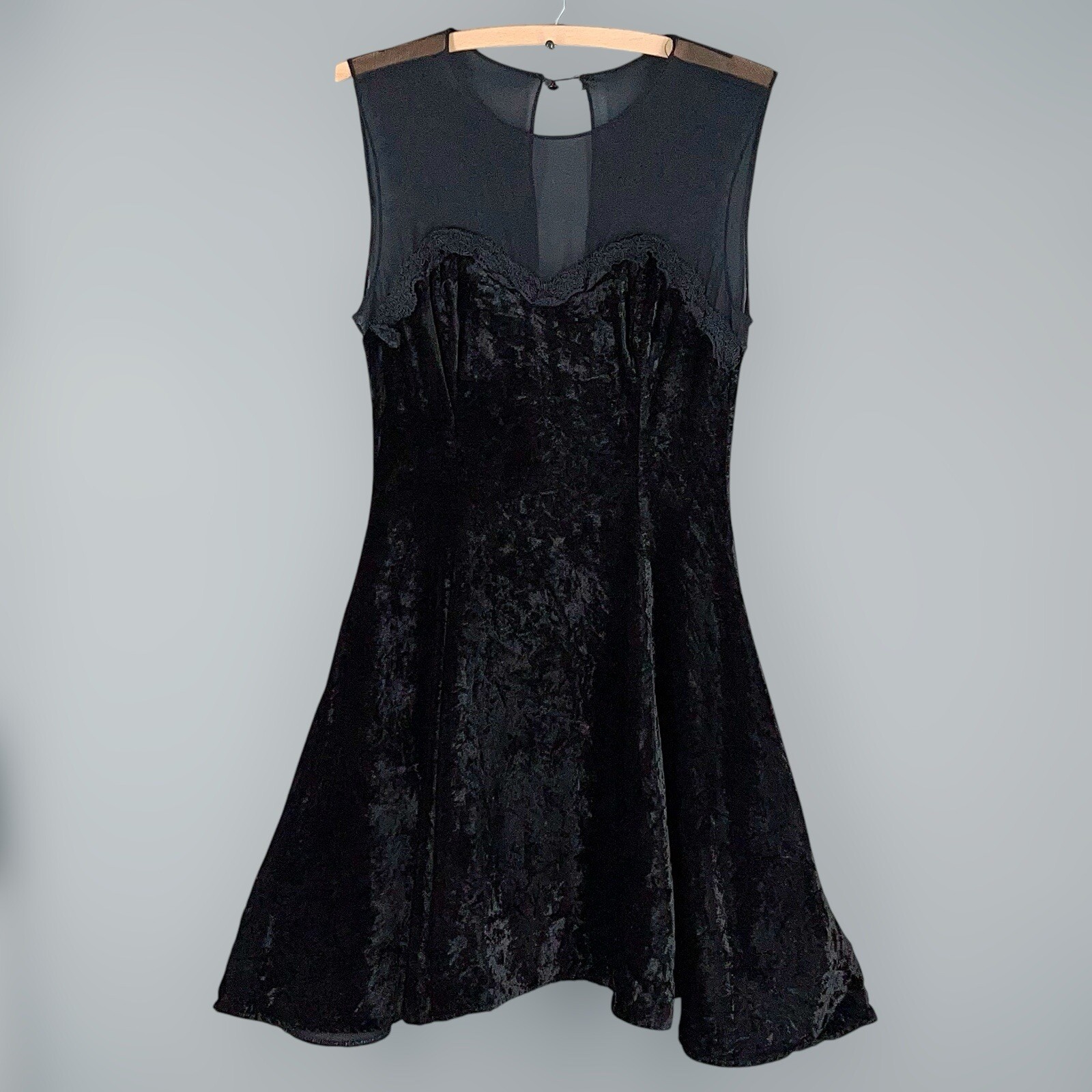 Vintage Black velvet Sheer Party Dress Size 8 GOTH Whimsigoth Grunge Moda Int’l