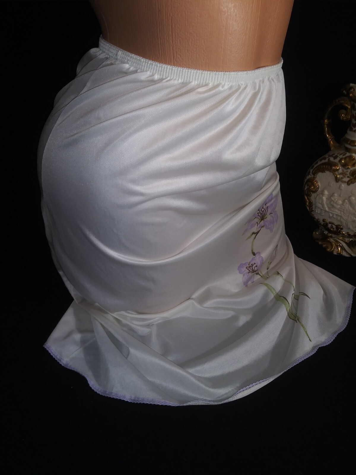 Vtg Silky Wedding Shiny Slip Half Slip Lace Slip Pin Up Flower lace Slip