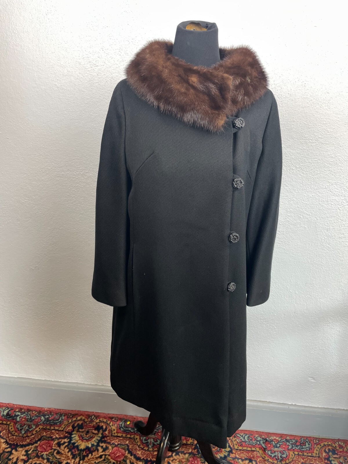 Vintage Forstmann by Penn Craft Women’s Black Fur Collar Asymmetric Button Coat