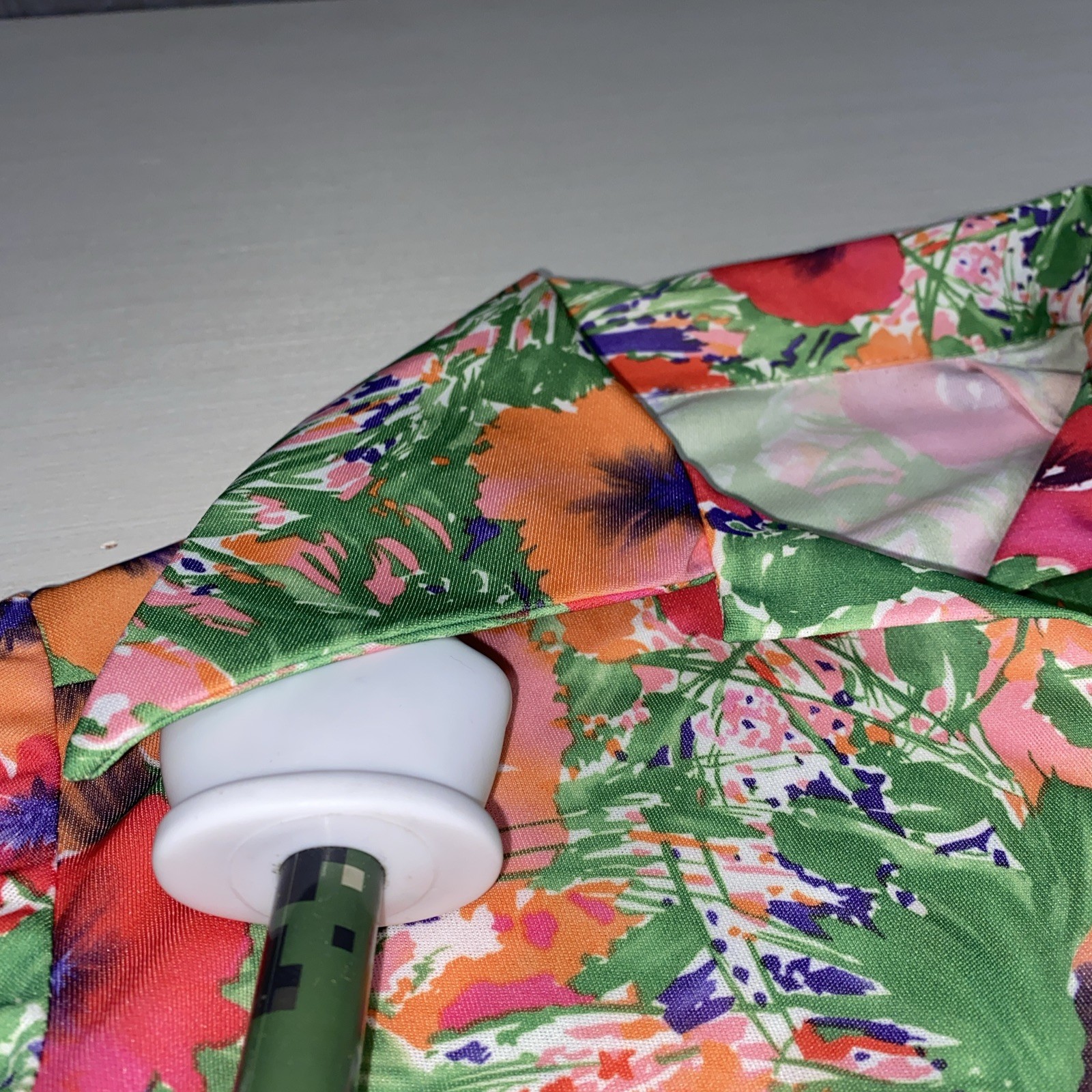 70s Psychedelic Flower Dagger/Butterfly Collar No Brand Women’s Small Orange/red