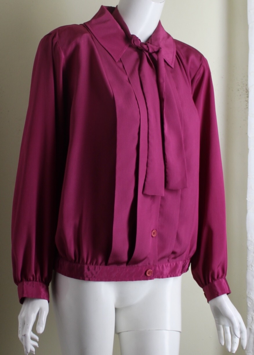 Halston III Vintage Sz 14 Polyester Magenta Pleated Blouse with Scarf Tie