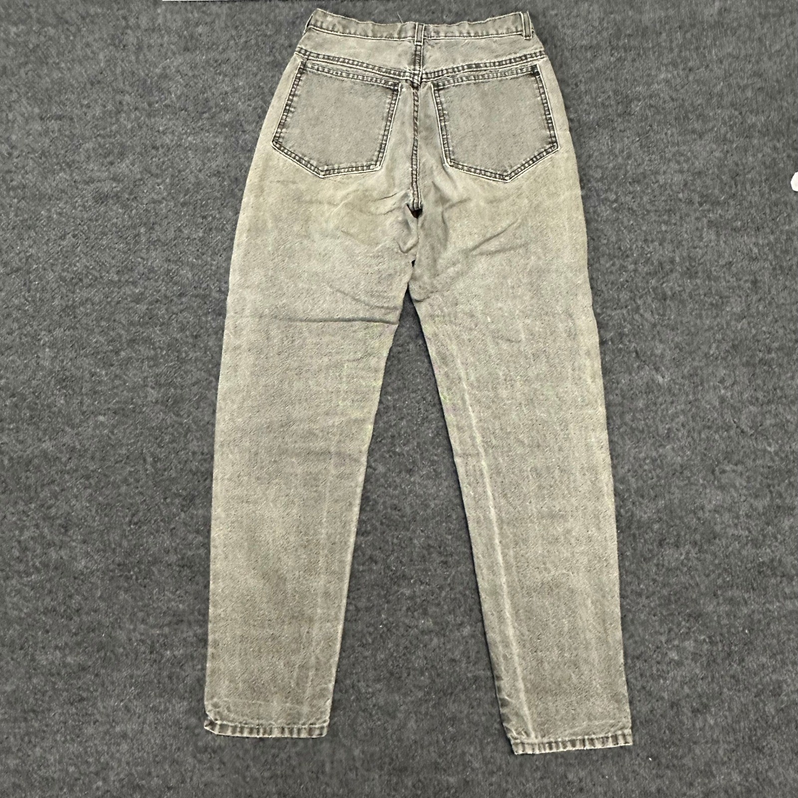 Calvin Klein Jeans Womens Size 8 Grey High Waisted Mom Tapered Vintage