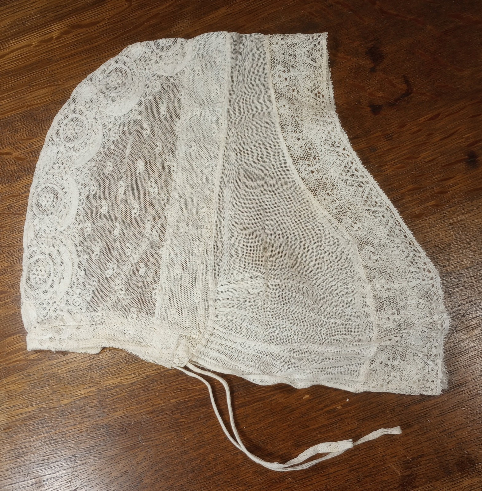 ANTIQUE Victorian Appliquéd LACE BONNET Fine Mesh Net