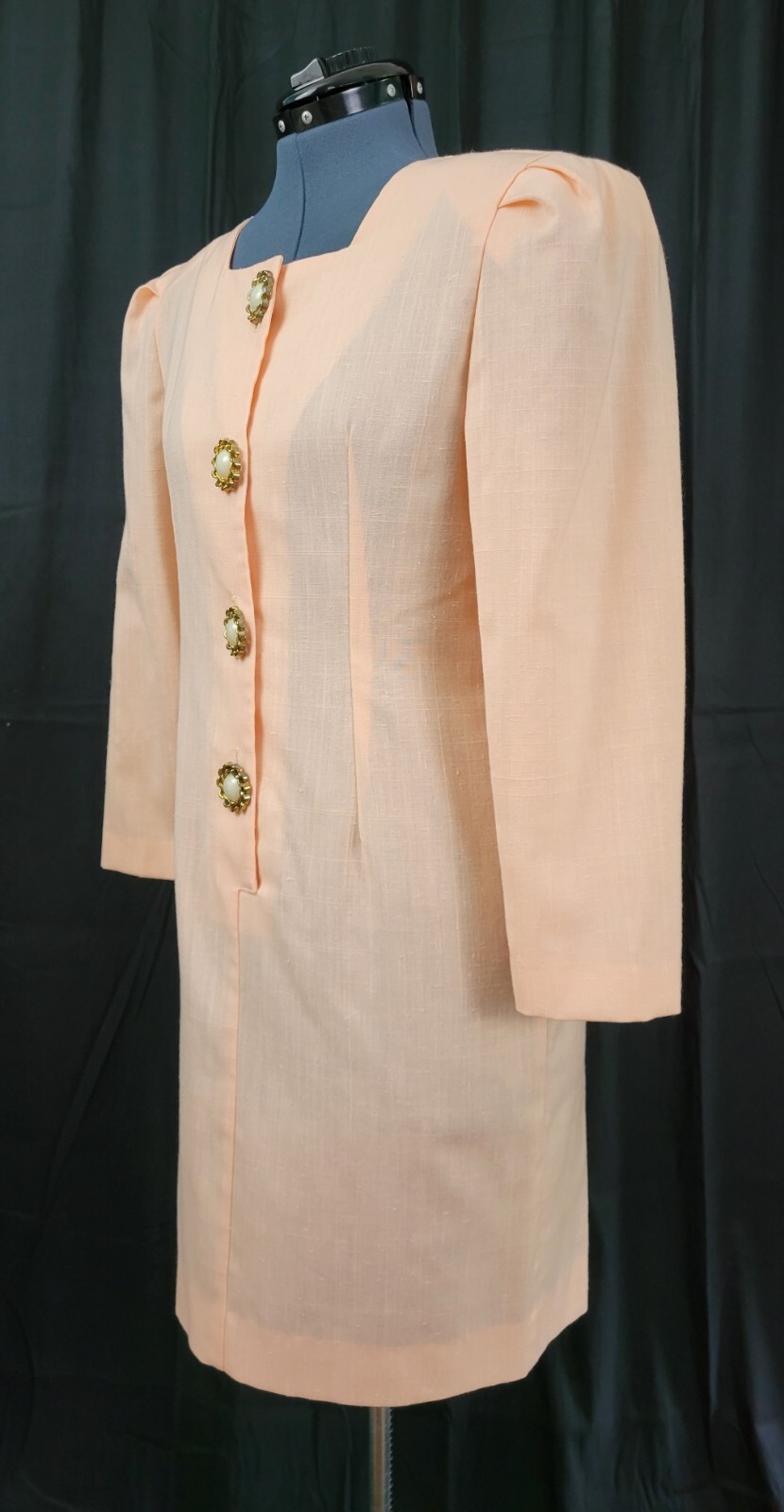 Vintage Peach Linen-Look Sheath Dress w Large Accent Buttons Size M?