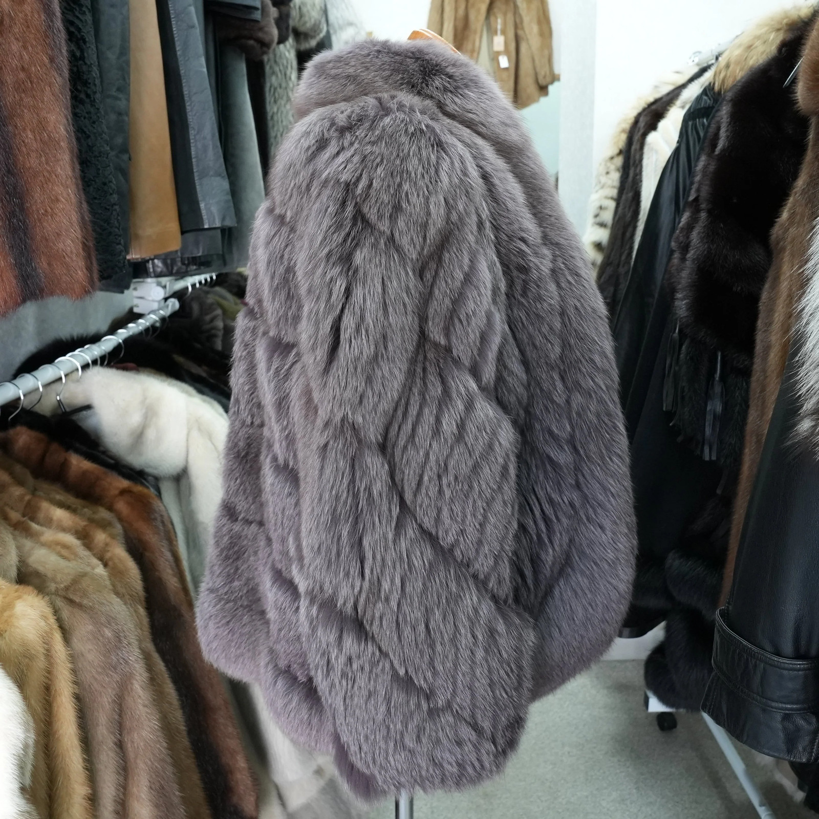 Amethyst Deyd Fox Fur Coat EMBA – Genuine Vintage Fur From Japan