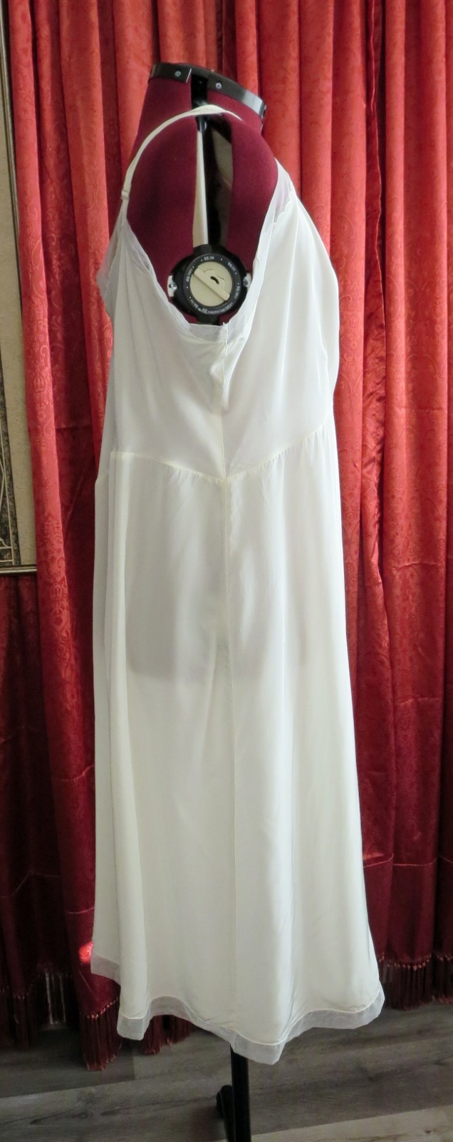 1940s 1950s White Rayon and Chiffon Volup Plus Size Slip Trillium Underthings