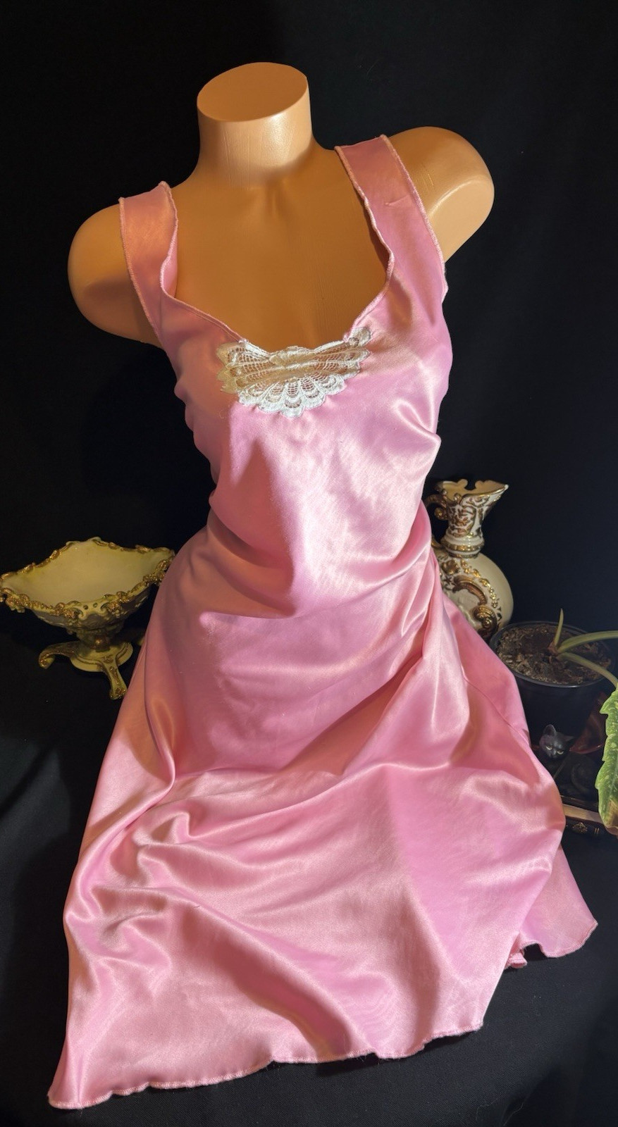 Vtg Satin Soft Pink Anastasia w Strips in gown Nightgown Negligee Gown w Lace
