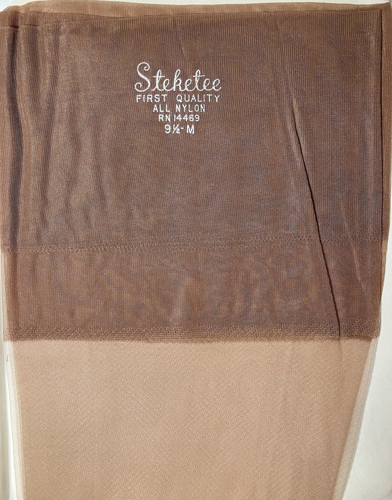 3 BOXES 1950s Beige Nylon Stockings Reinforced Heels & Toes 9 1/2” X 31” 9 PAIRS