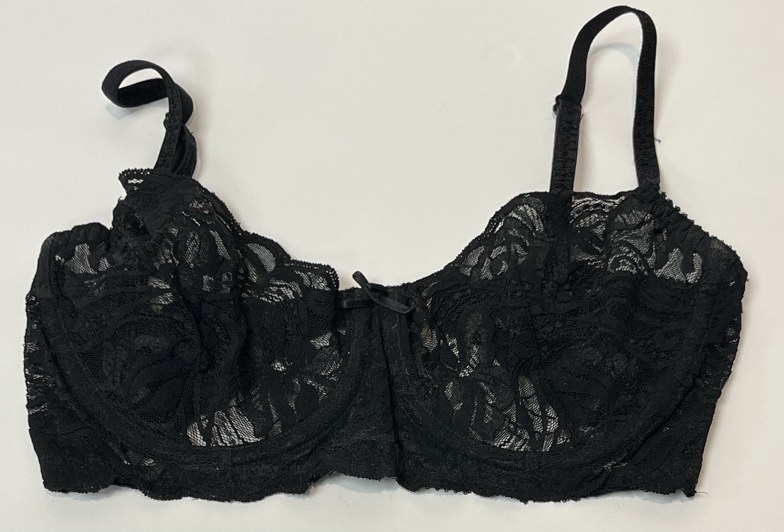 Vintage Victoria’s Secret Gold Label BLACK Unlined Lace Underwire Bra 32D
