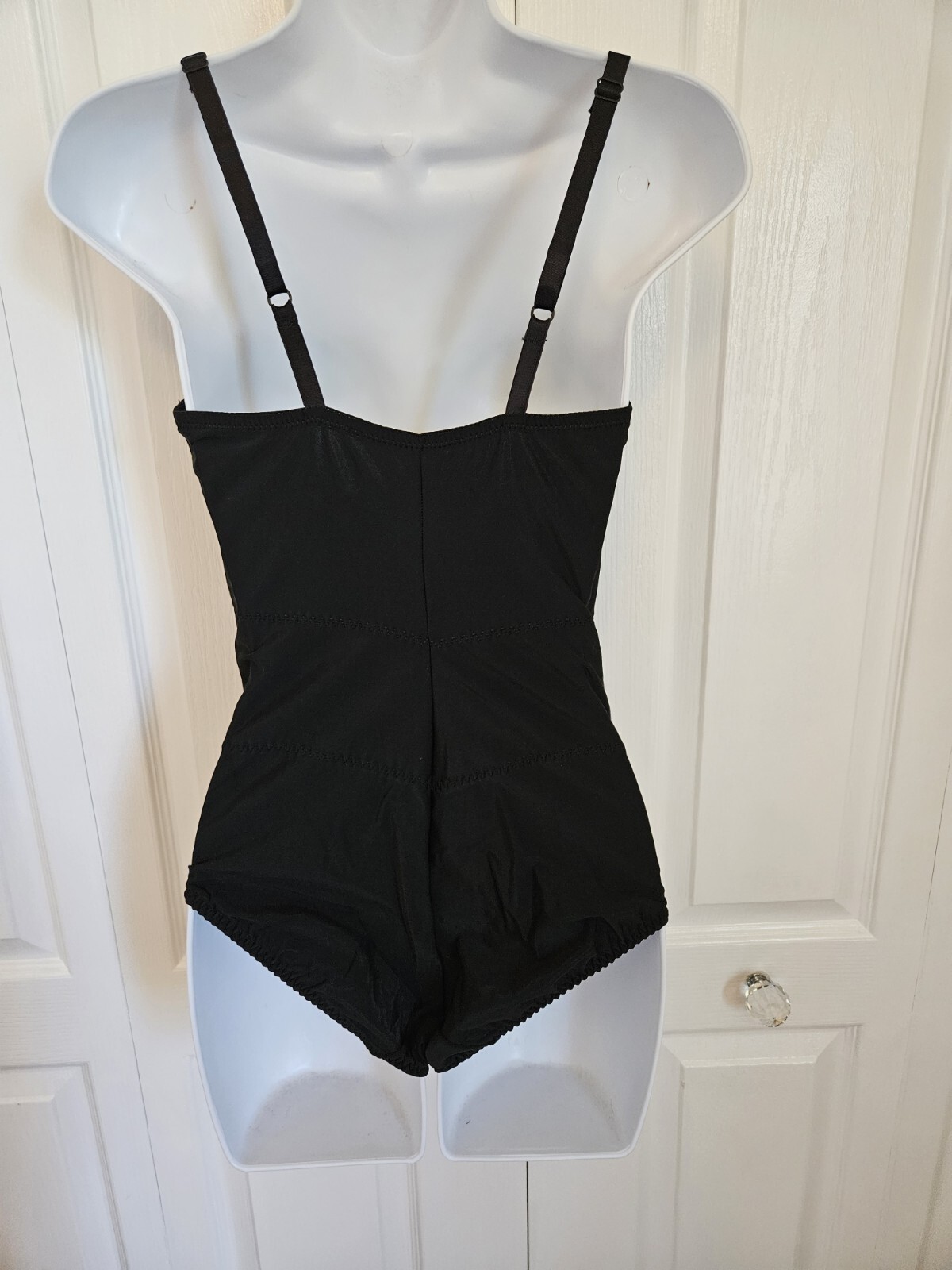 Vintage SMOOTHIE Waist Eliminator 1 Piece Body Suit Size 36C Lingerie