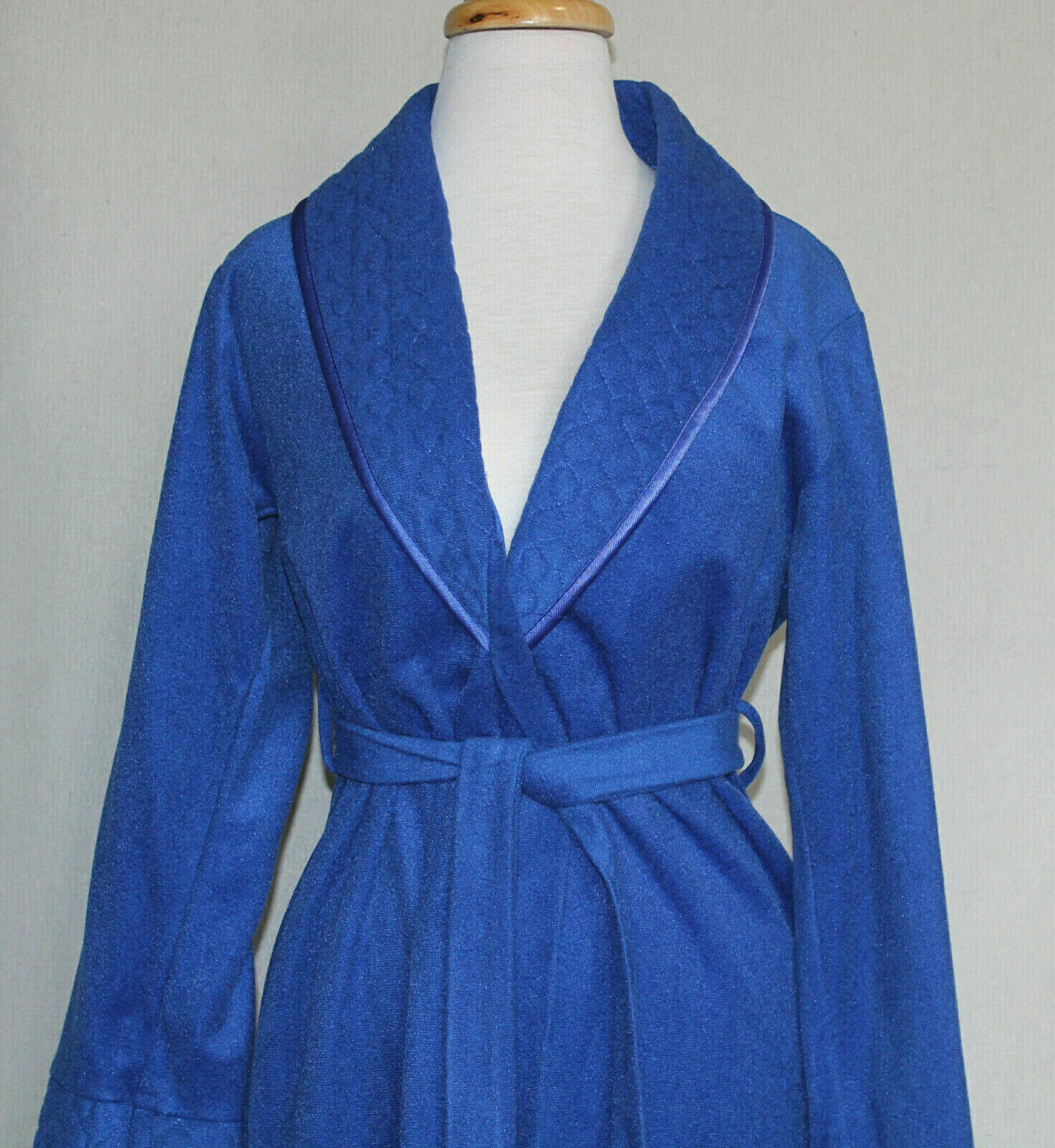 Vintage GERRY Acetate Velour BUE Bathrobe w Embossed Design Trim Size Petite Exc