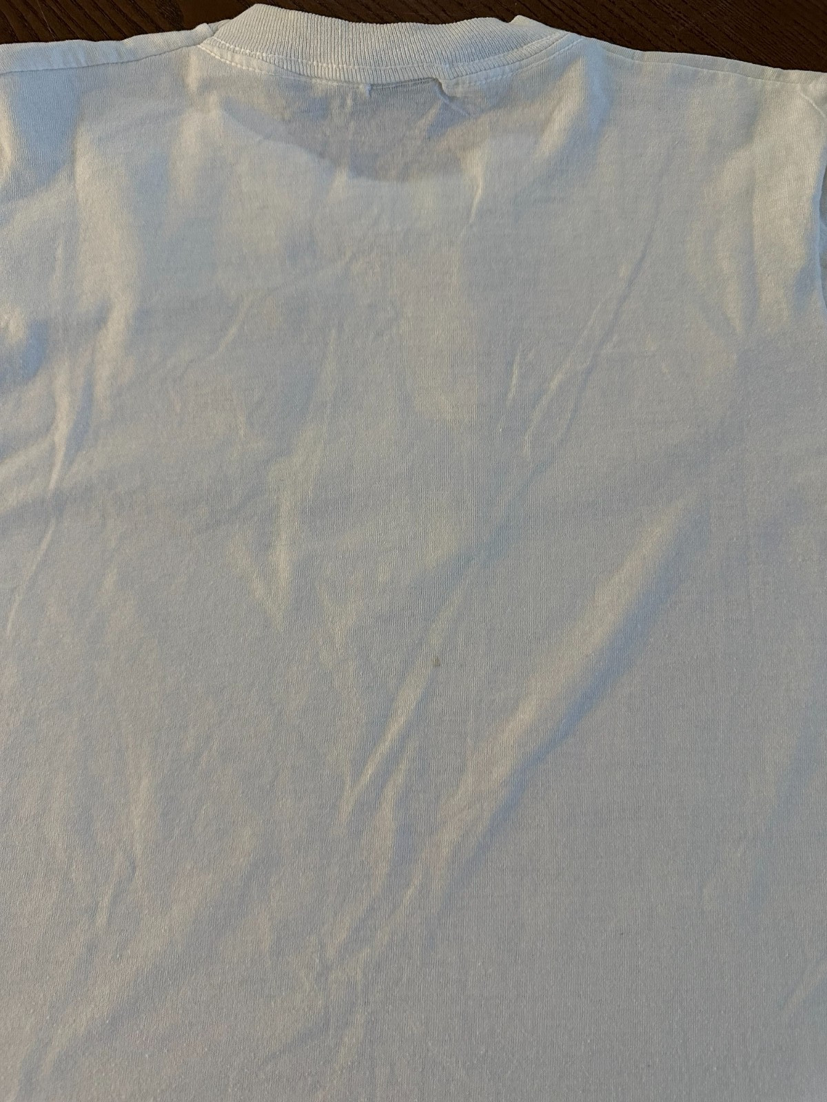 LEARSI Vintage Women’s Size Medium Single-Stitch White Tee w/ Embroidered Fish