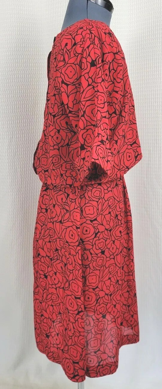 Vintage Miss Oops of CA Red Dress w Graphic Floral Outline Print in Black Sz 14