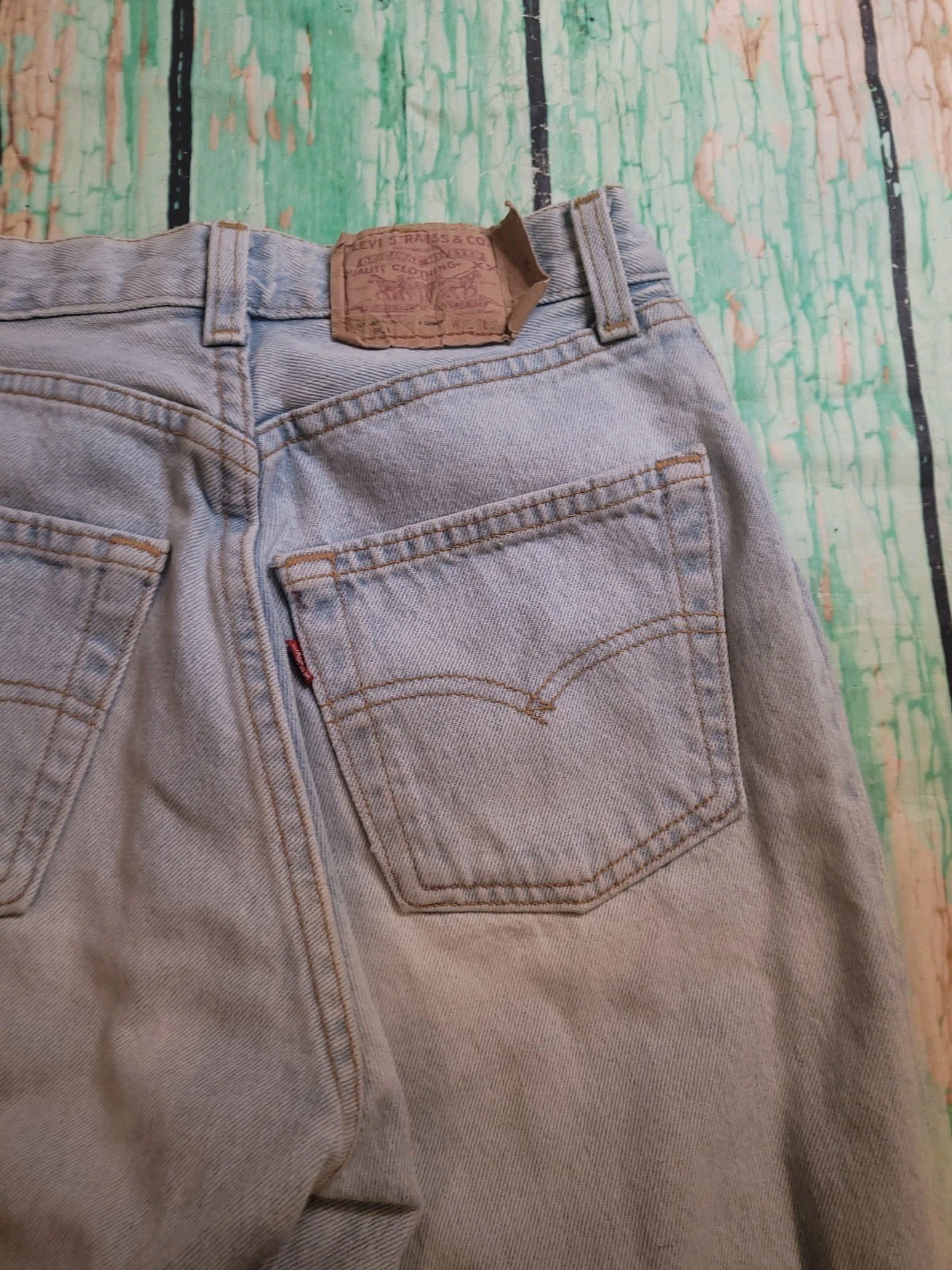 Vintage Levis Jeans 28×25 Light Denim Pant Faded High Rise 901 Relaxed Loose Y2K