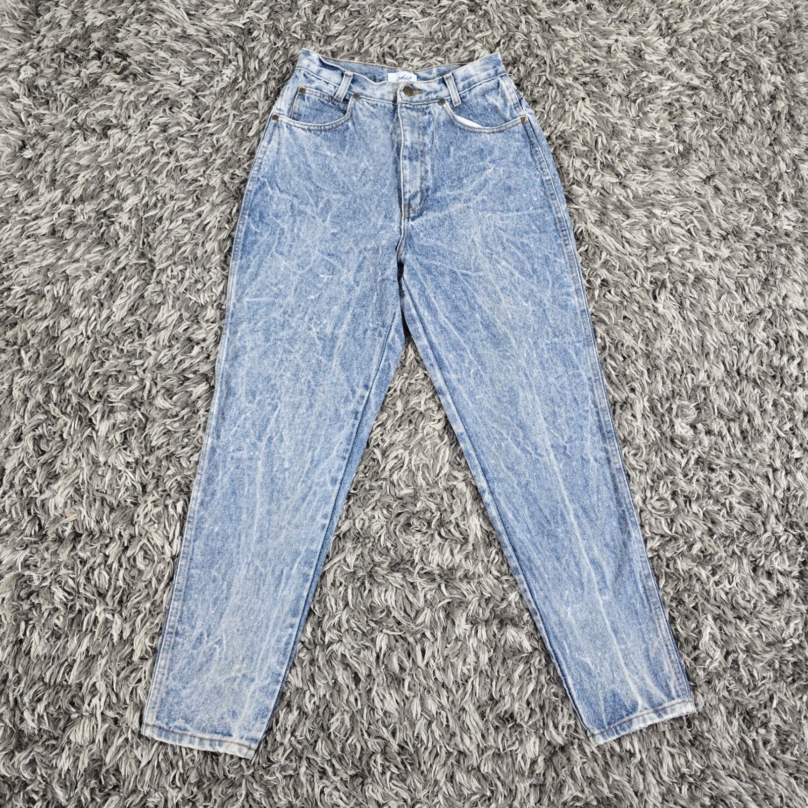 Chic Vintage 80s 90s Acid Wash High Rise Tapered Mom Jeans Made in USA 27 Waist
