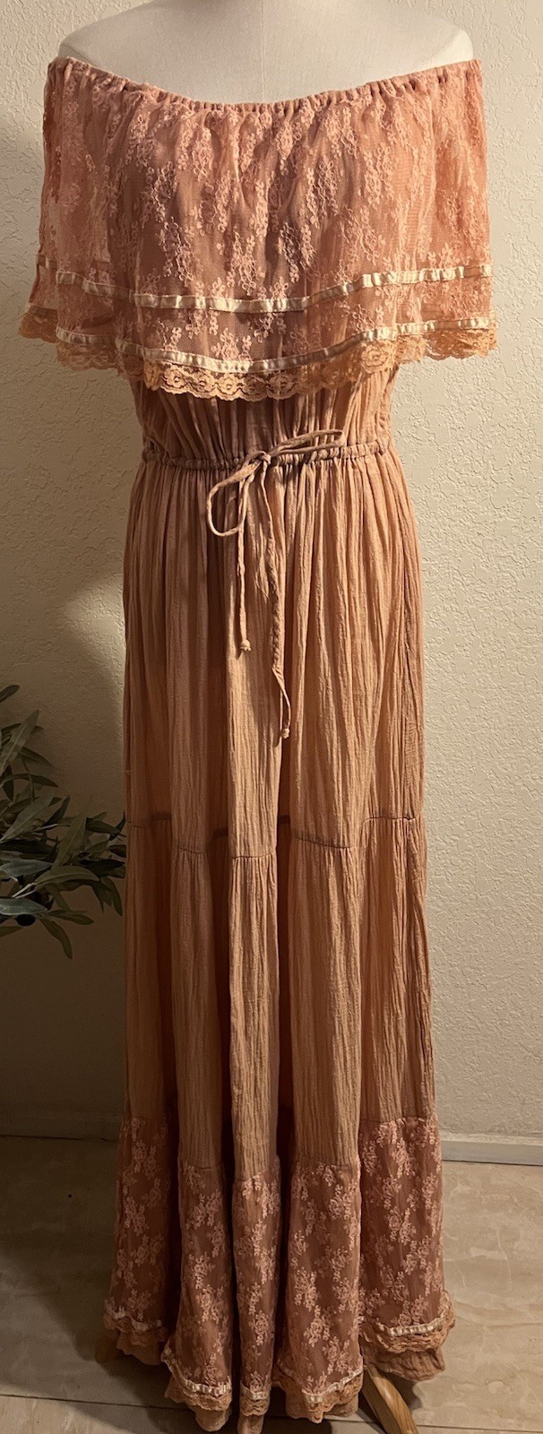 Vintage Young Edwardian Arpeja Peach Maxi Dress Gauze Lace Peasant Prairie Boho