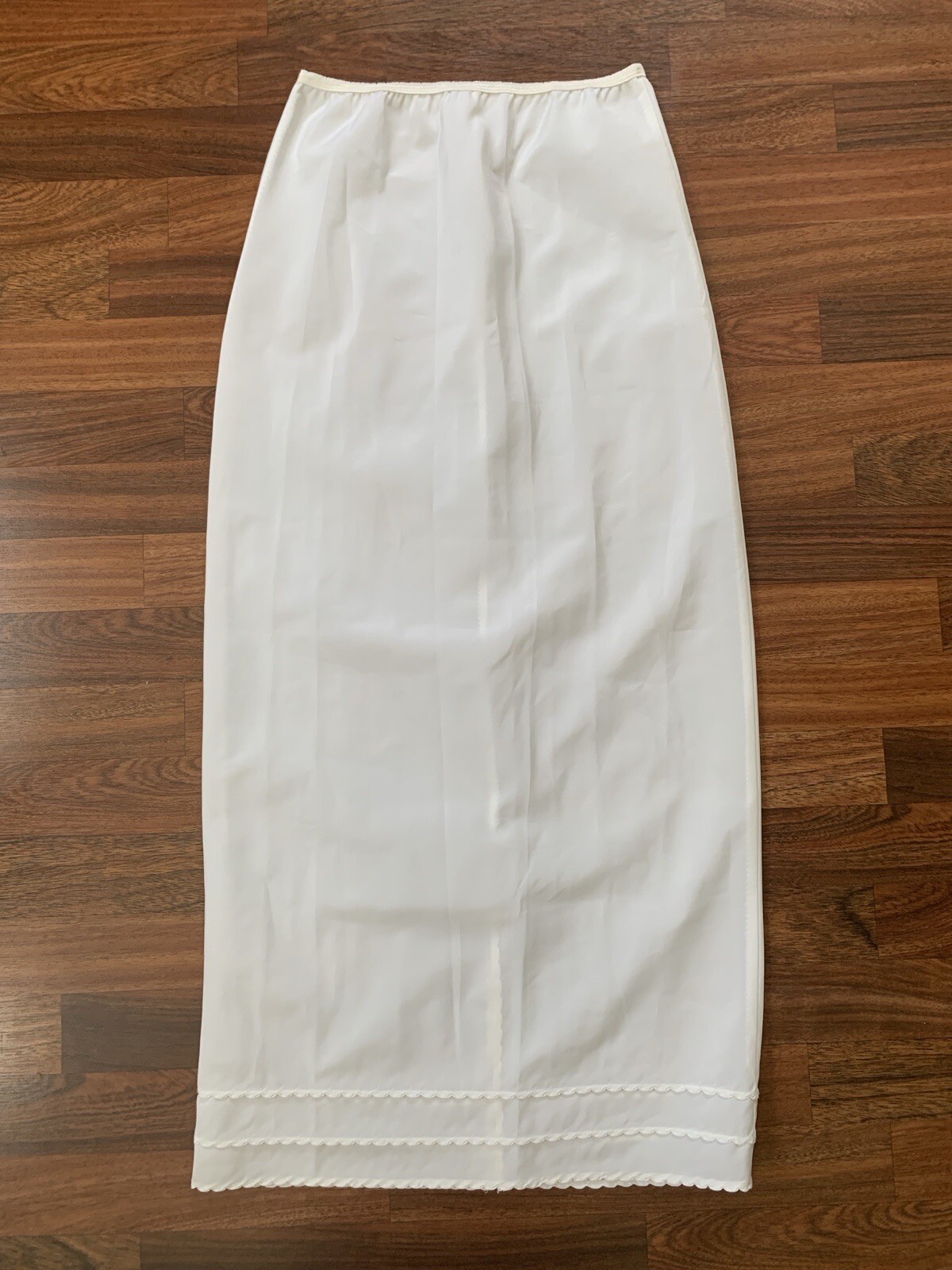 NWOT -The Snip It Slip Sz Small White slip skirt beautiful trim detail 37” Long