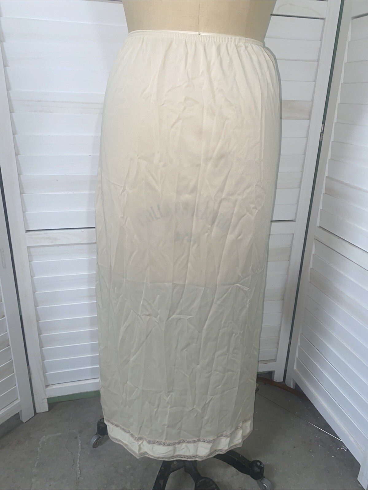 VINTAGE Maxi 35” Long Half Slip Nude Nylon Lace Sz Small