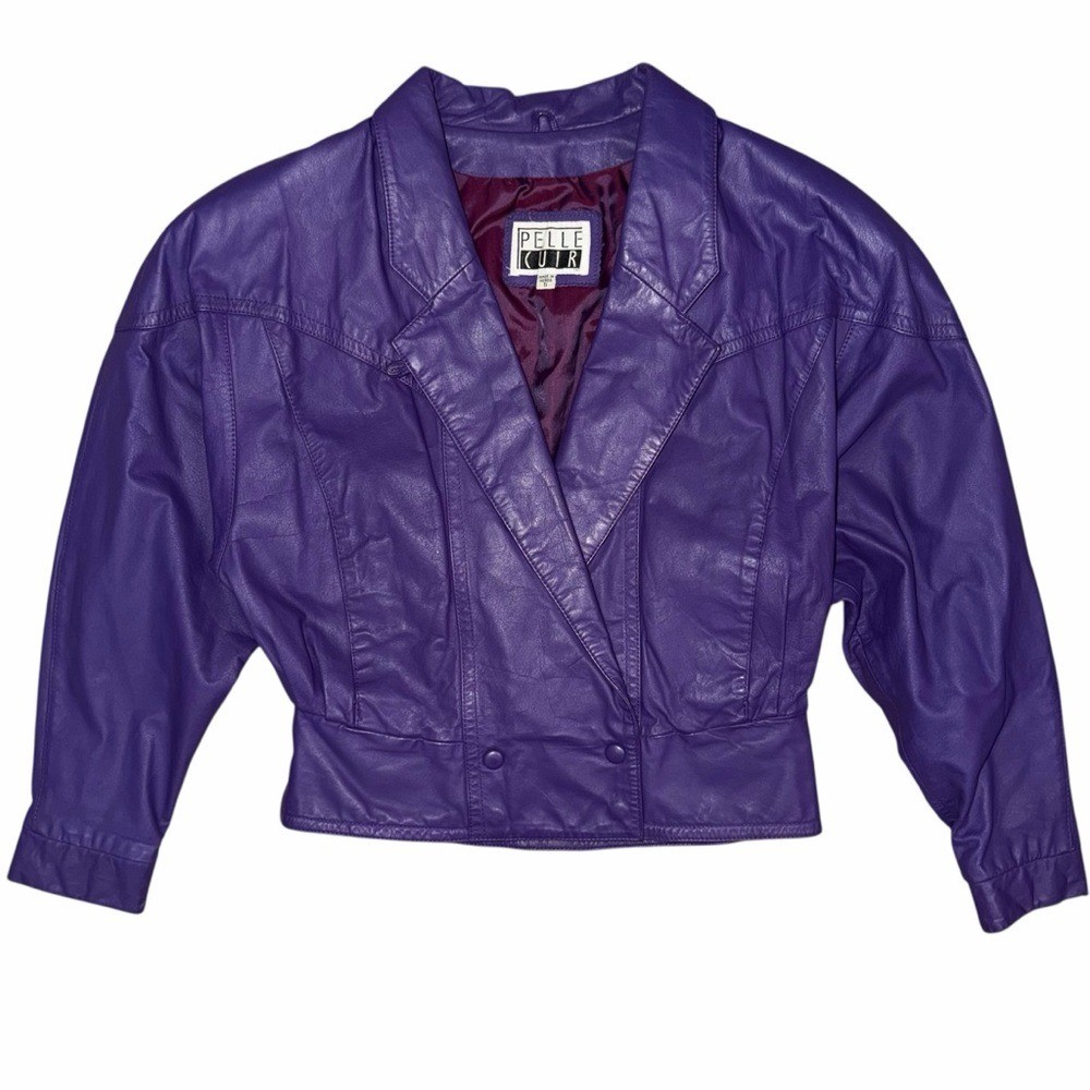 Vintage 80s Pelle Cuir purple cropped 100% leather jacket. Size small