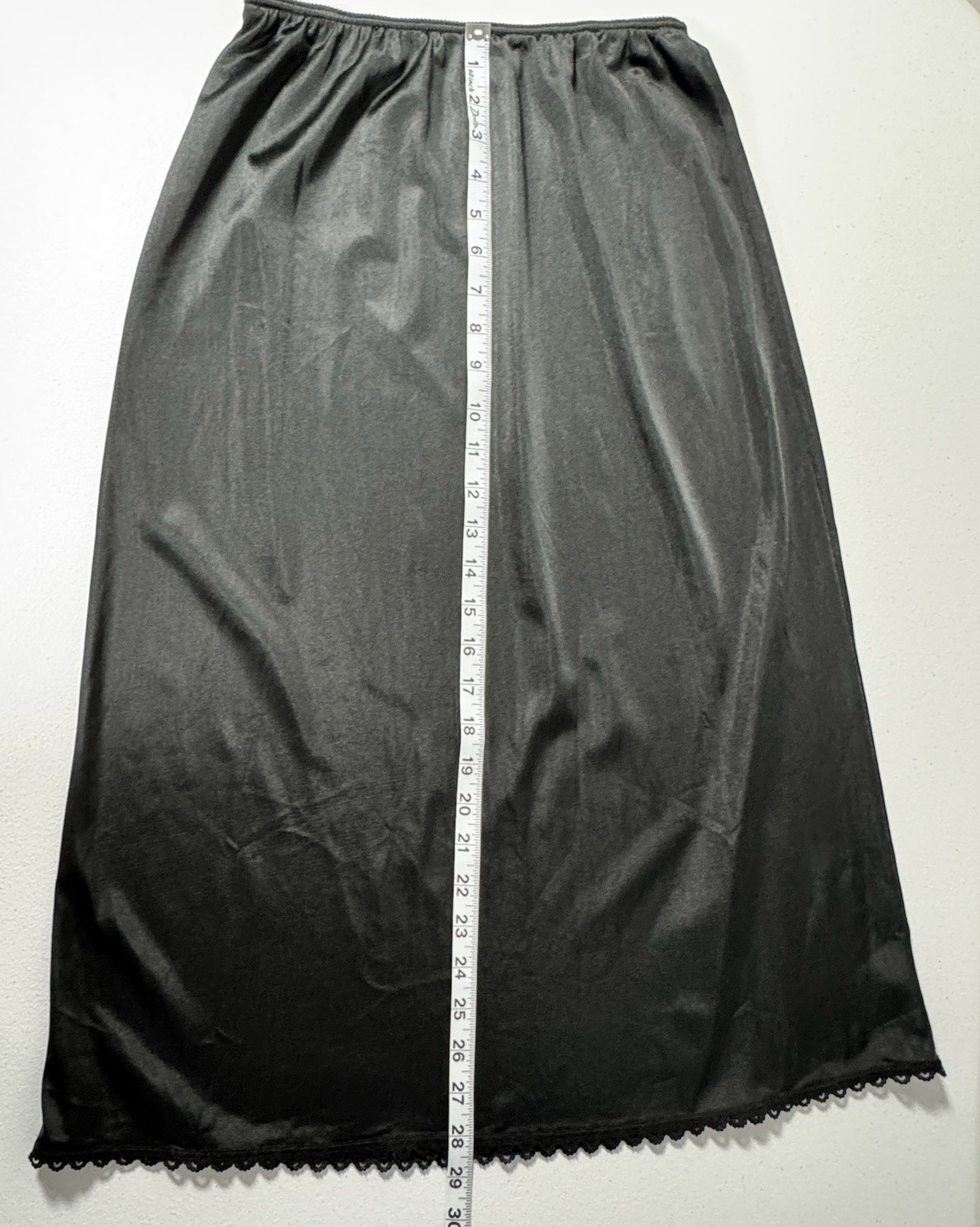 Vintage Warner’s Perfect Measure Half Slip Lace Hem Size Medium USA Black 55300