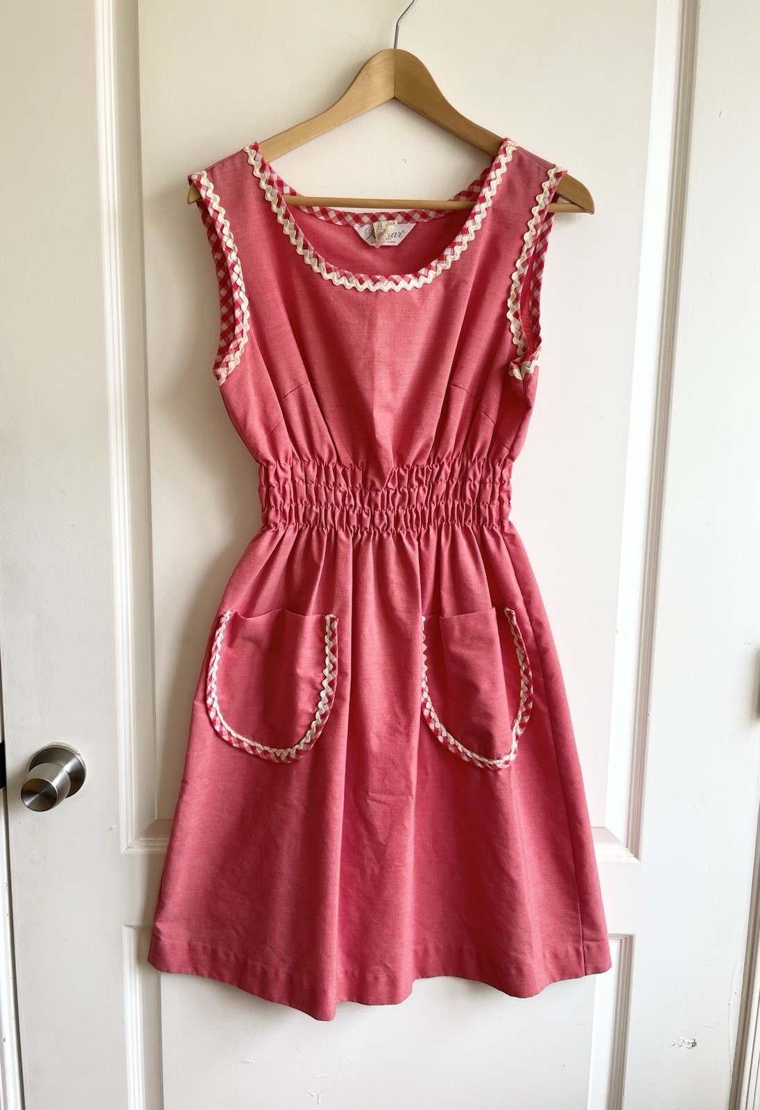 Vintage 50s 60s Komar Red Gingham Dress M Smocked Waist Pockets Retro Housewife