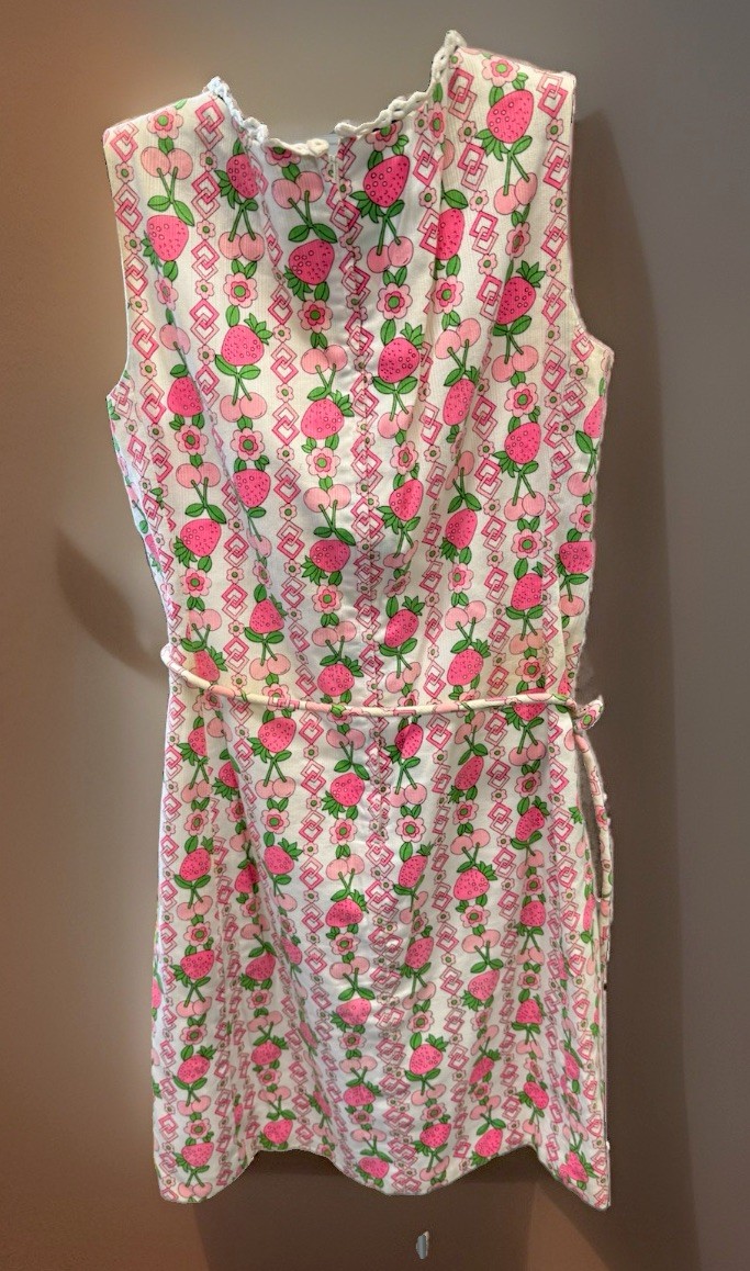 Vintage Jamison Boutique Sleeveless Strawberry Print Dress Size M (?) 40-60s