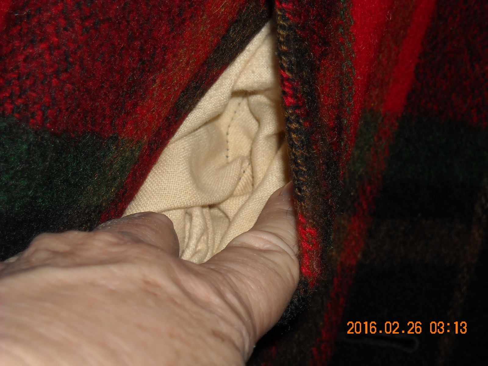 White Bear of St Paul USA womans coat jacket red green plaid wool M/L short appr