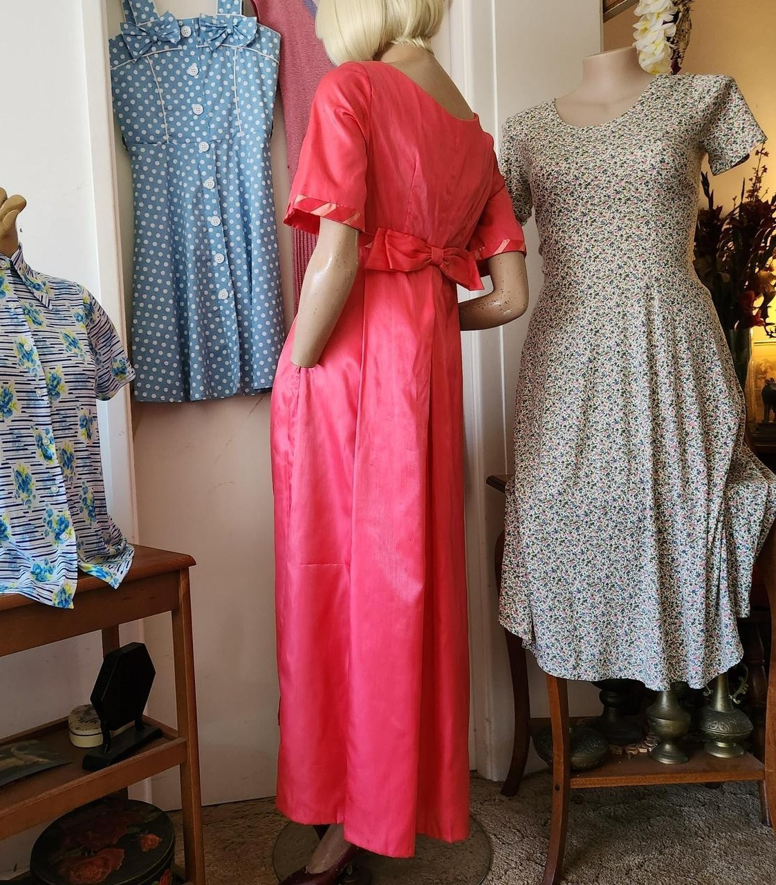 VTG 60s Empire Bodice & Princess Style Backline Dress W Ornate Large Bow SZ 8/XS