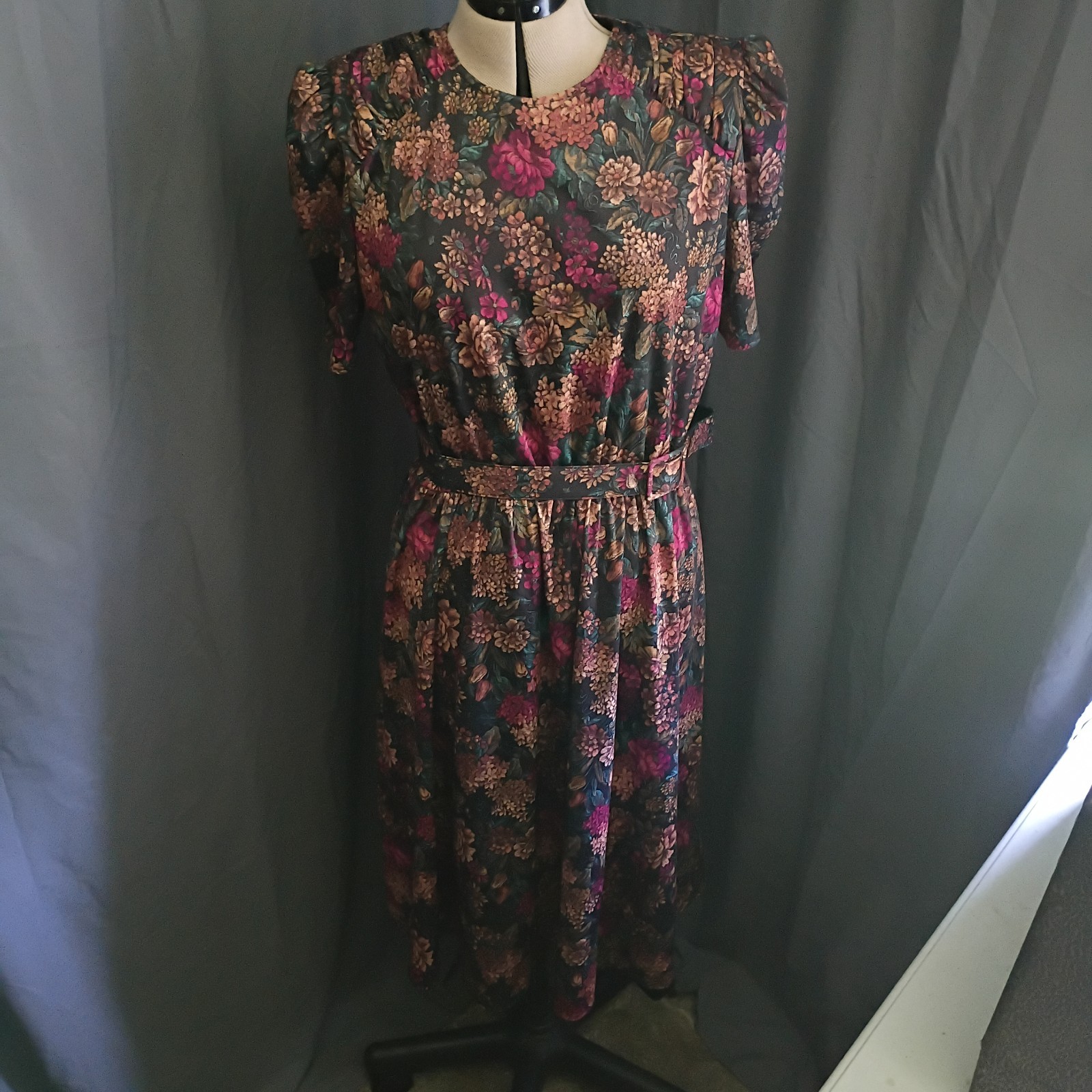 Vintage 80s/90s Tabby of California Floral Print Dress w/belt unsized cottagecor