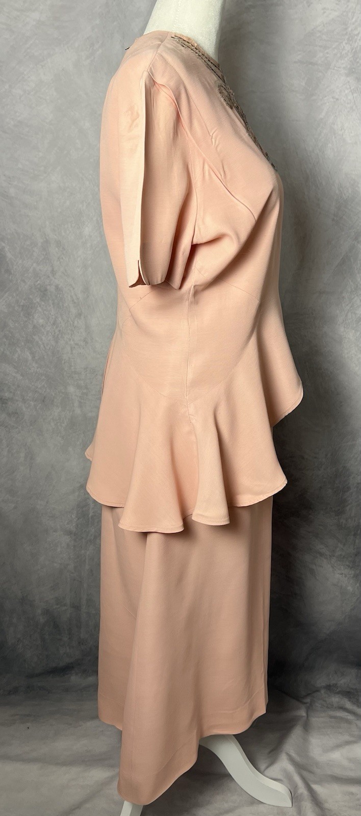 Vintage 1940s Pink Textured Rayon Peplum Sequin Blouse Pencil Skirt Set S/M