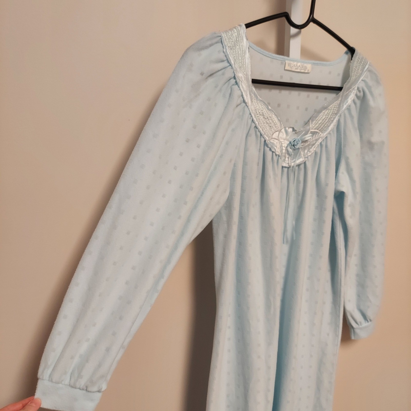 Komar Vintage Nightgown Rosette Long Sleeve USA L Flannel Cottage Coquette